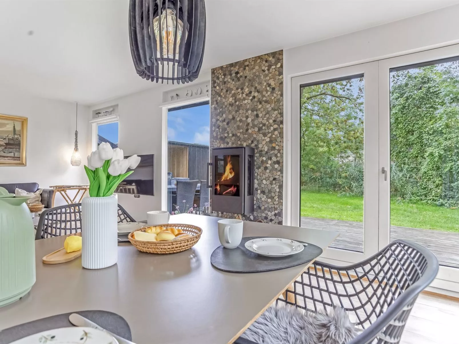 "Litle" - 30m from the sea-Binnen