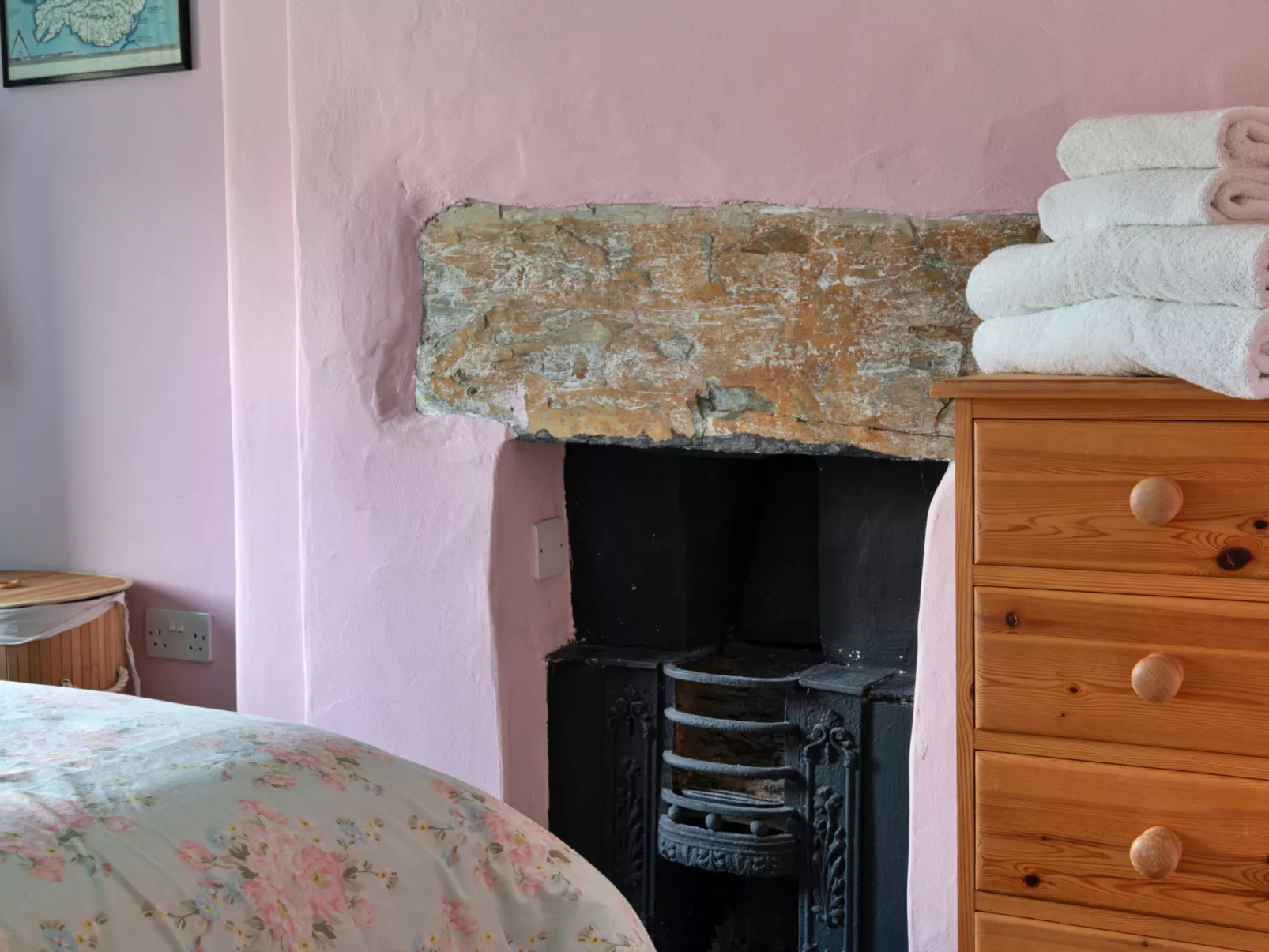 Dolwar Cottage-Binnen