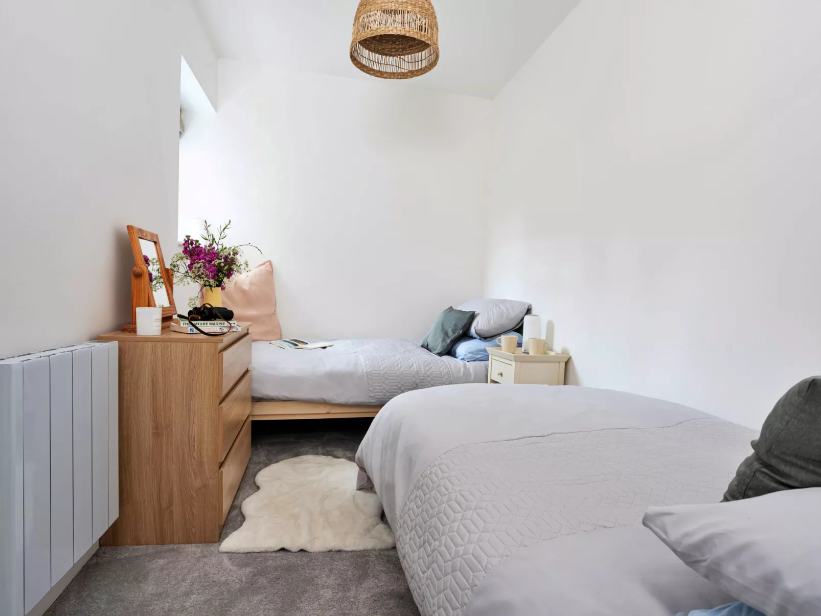 Courtyard Cottage-Binnen