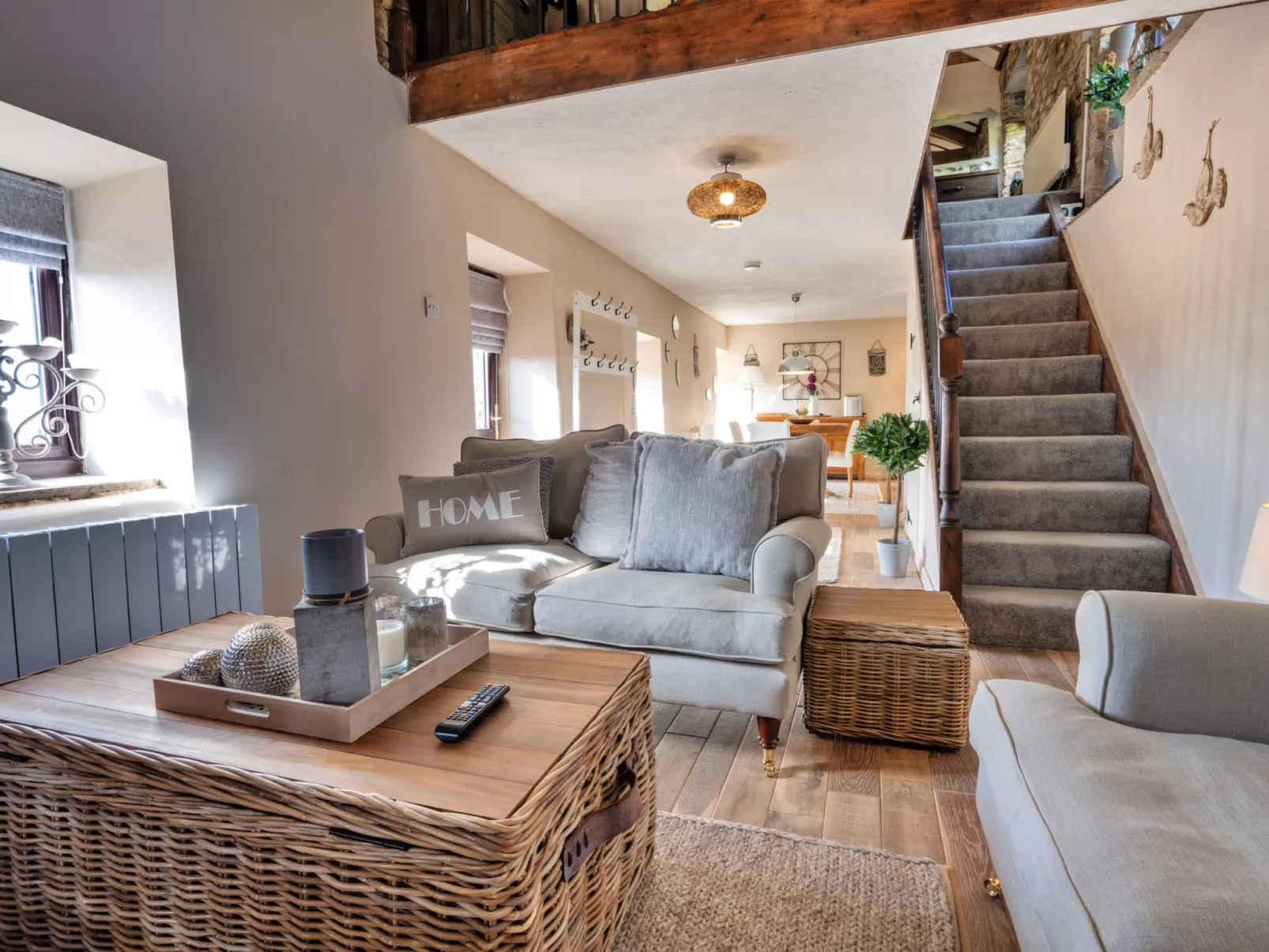 End Barn at Blackclough Farm-Binnen