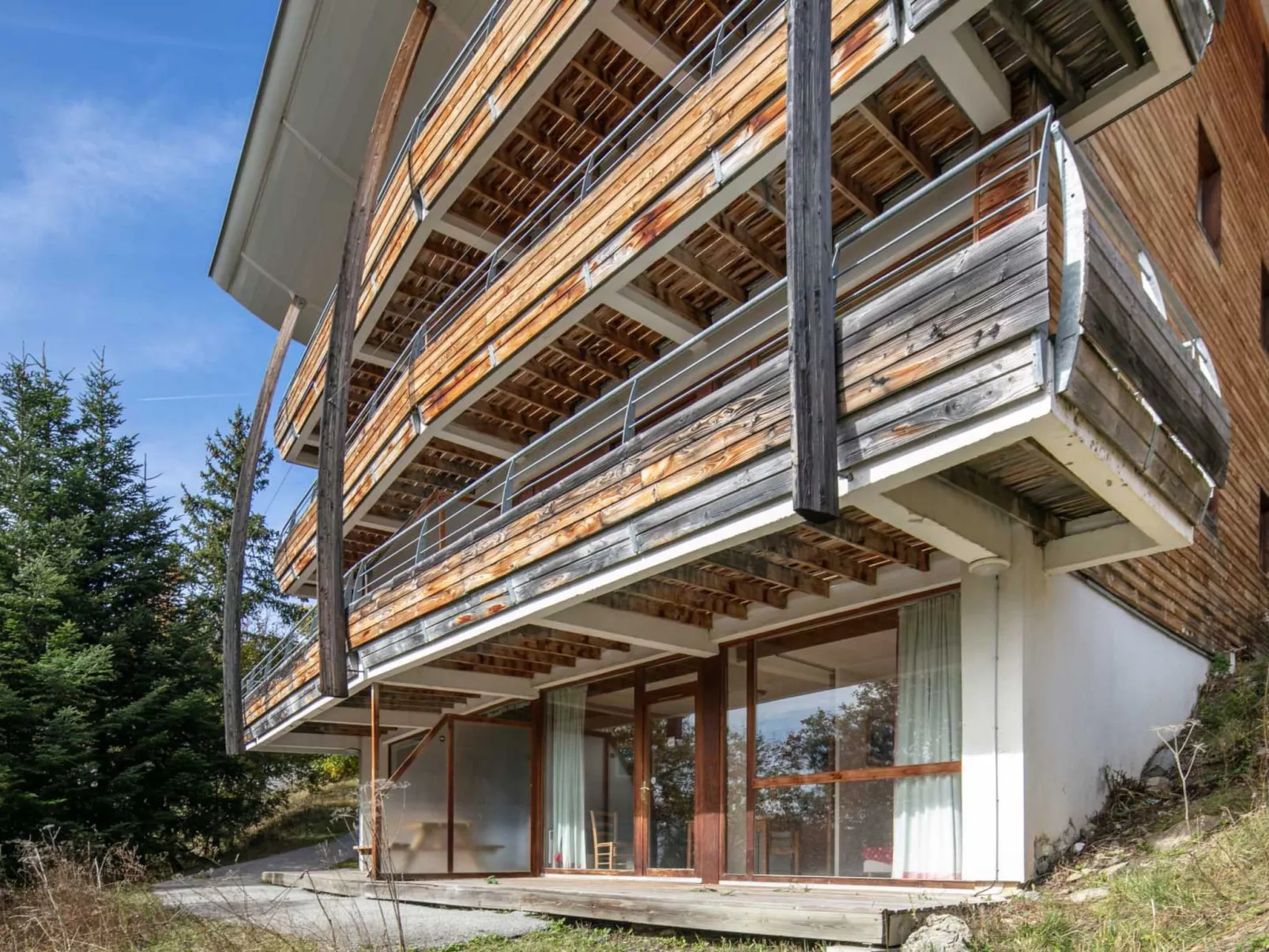 V du Bachat Melezes E-Buiten