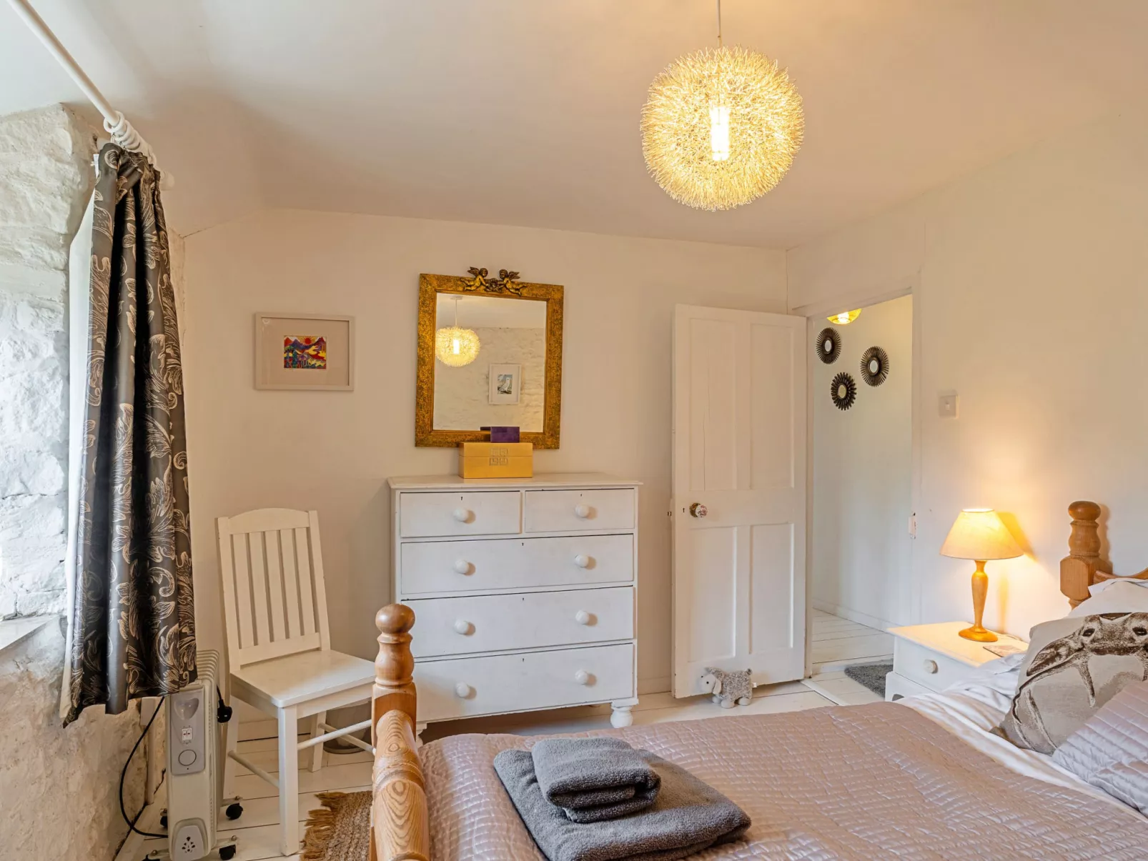 Greenhills Cottage-Binnen