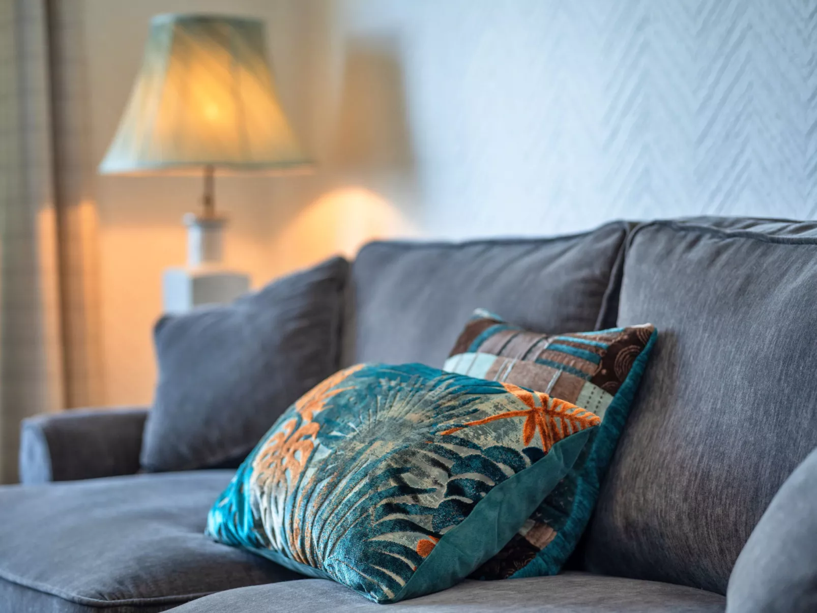 No. 5 Harlequin-Binnen