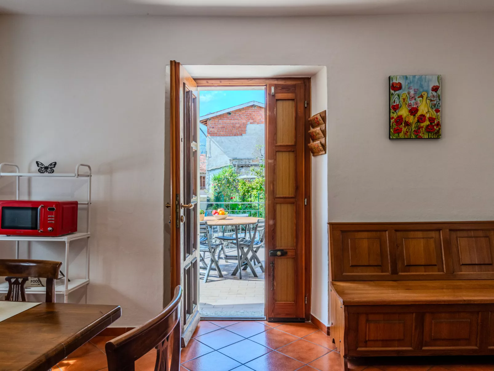 Papaveri e Papere-Binnen