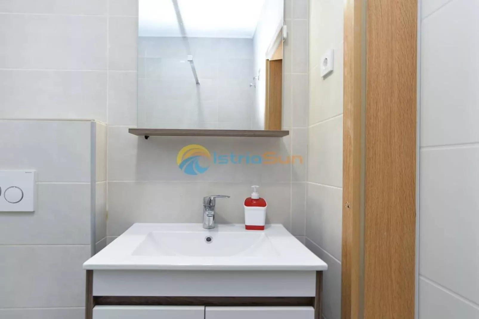 Apartments Manda - One Bedroom Apartment With Terrace (A5)-Niet-getagd