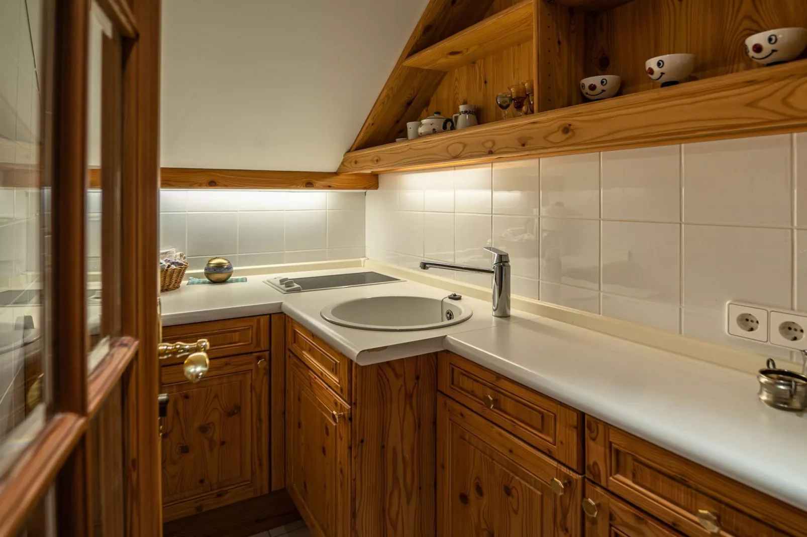 Bad Kleinkirchheim Lush and Spacious Villa with Indoor Pool and Wellness - Seven Bedroom Villa-Keuken