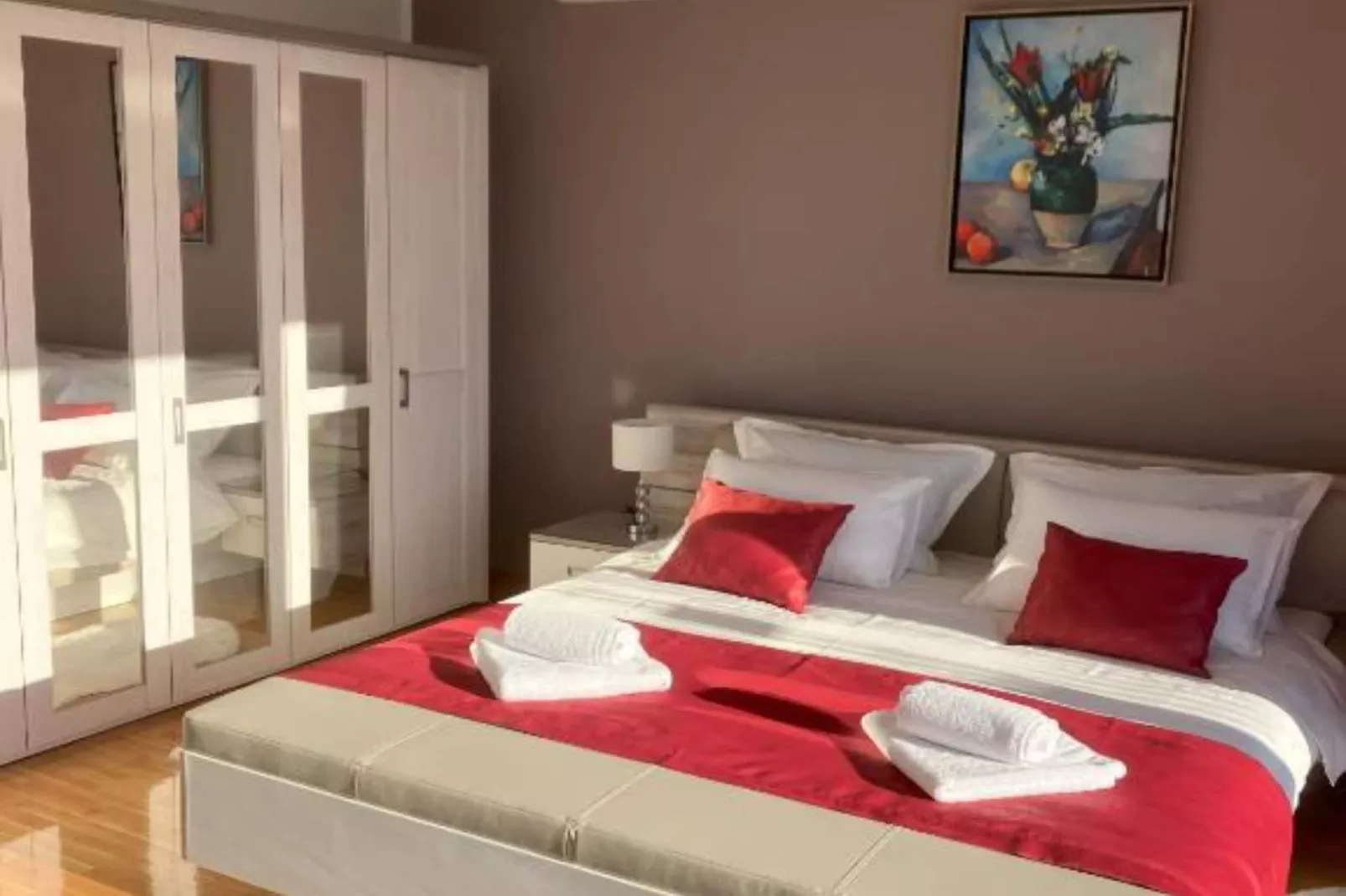 Beachfront Luxury Villa with Private Pool and Stunning Sea Views-Slaapkamer