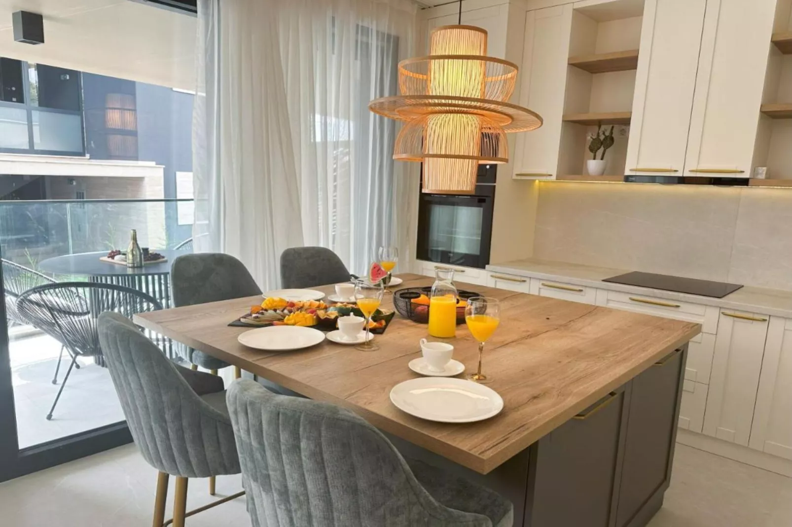 Leonarda Waterfront Residences- One-Bedroom Apartment With Terrace (The Sunset One) -S2-Keuken