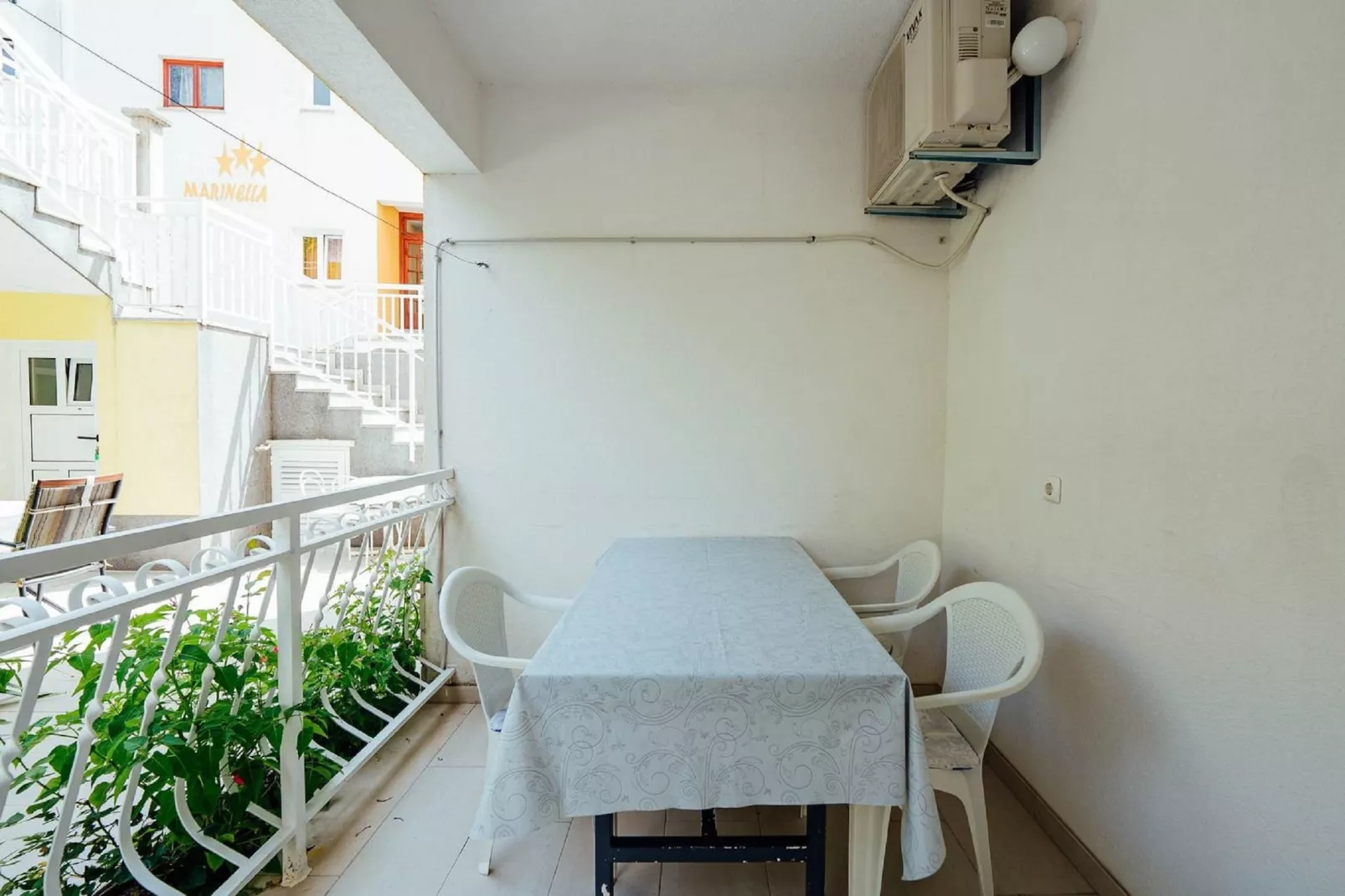 Apartments Pezo - Studio apartment with Terrace  ( Tina 4 )-Terras