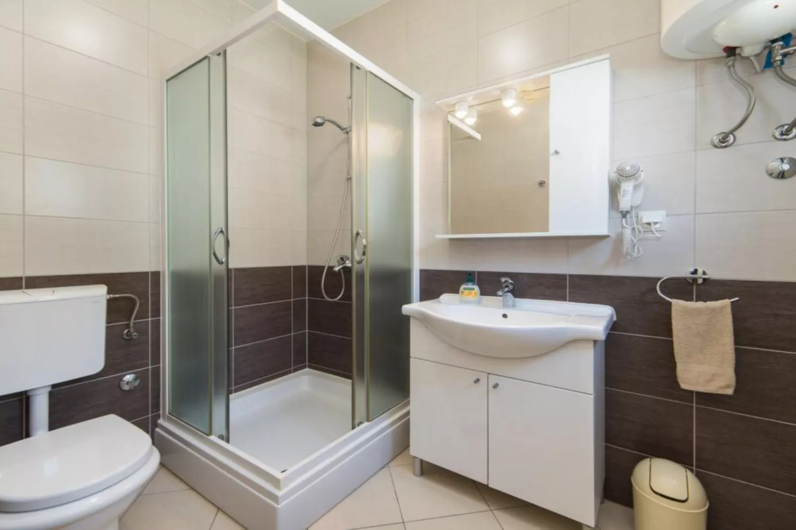 Apartments Nmn - One Bedroom apartment 1-Badkamer