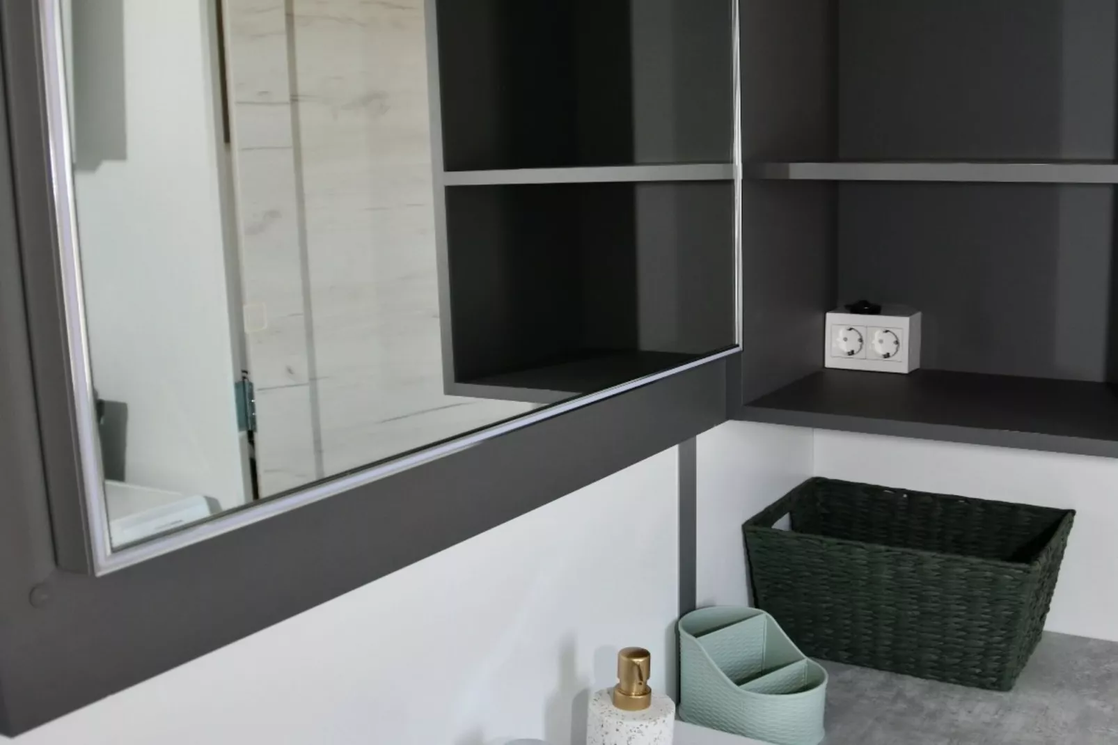 Mobile Home With Terrace And Sea View (Allegro)-Badkamer