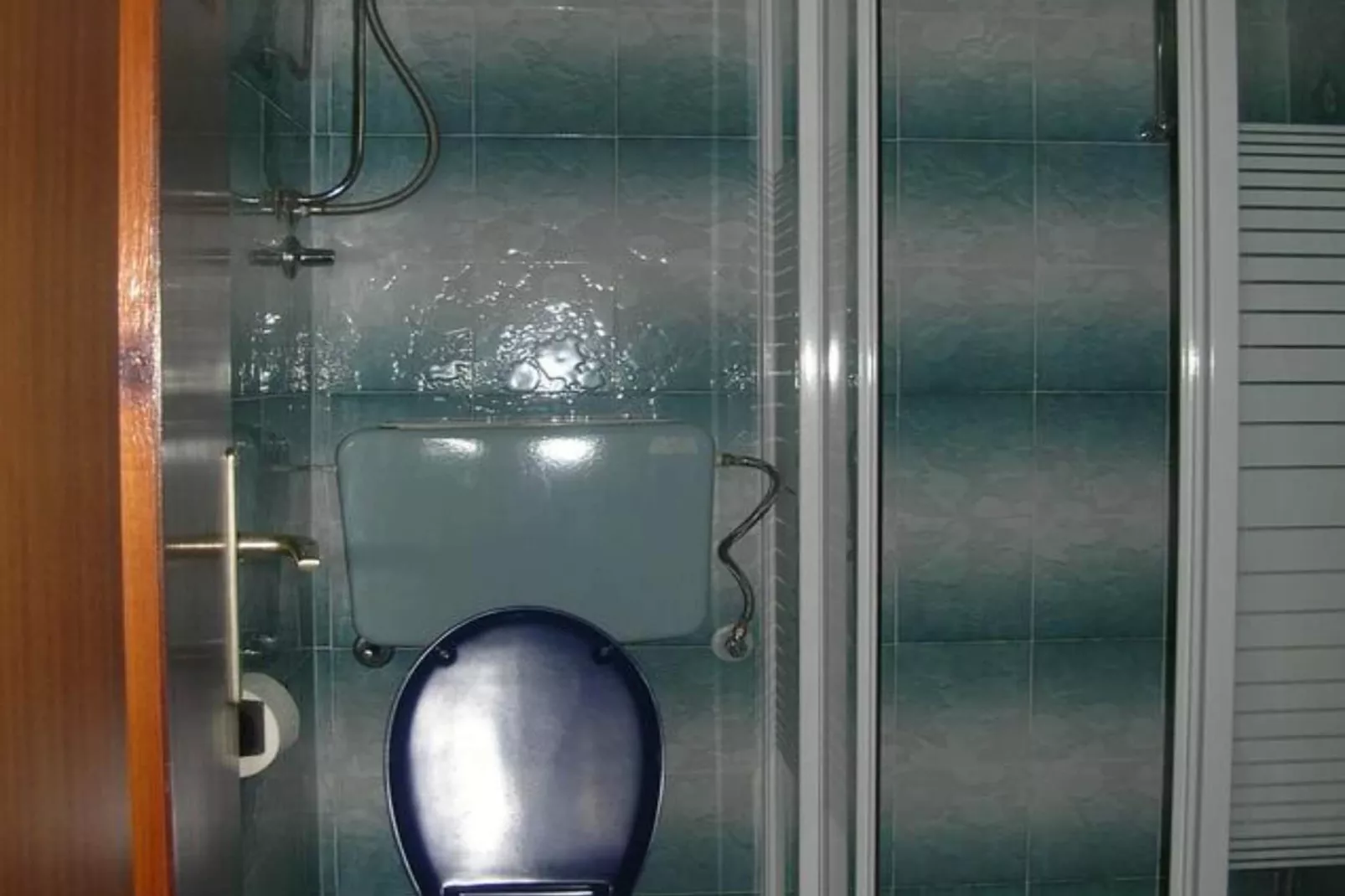 Apartment with Terrace and Sea View Brodarica - Two Bedroom Apartment with Sea View-Badkamer