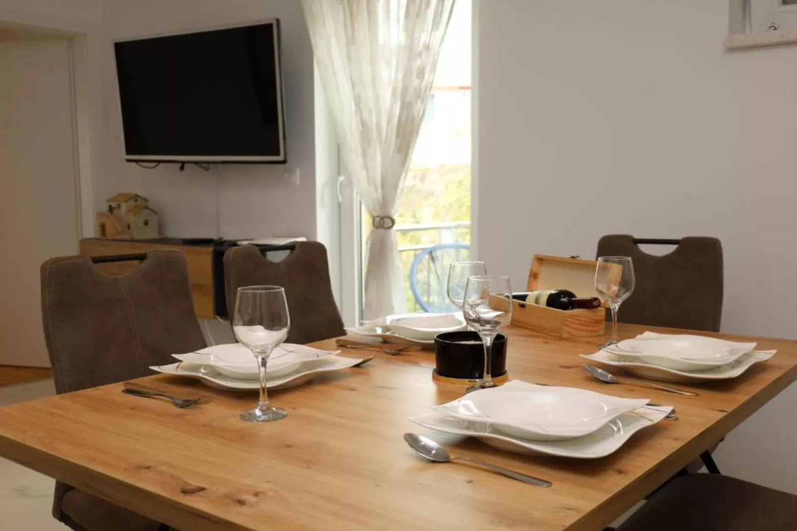 Dalmata D - Two Bedroom Apartment with Terrace-Eetkamer