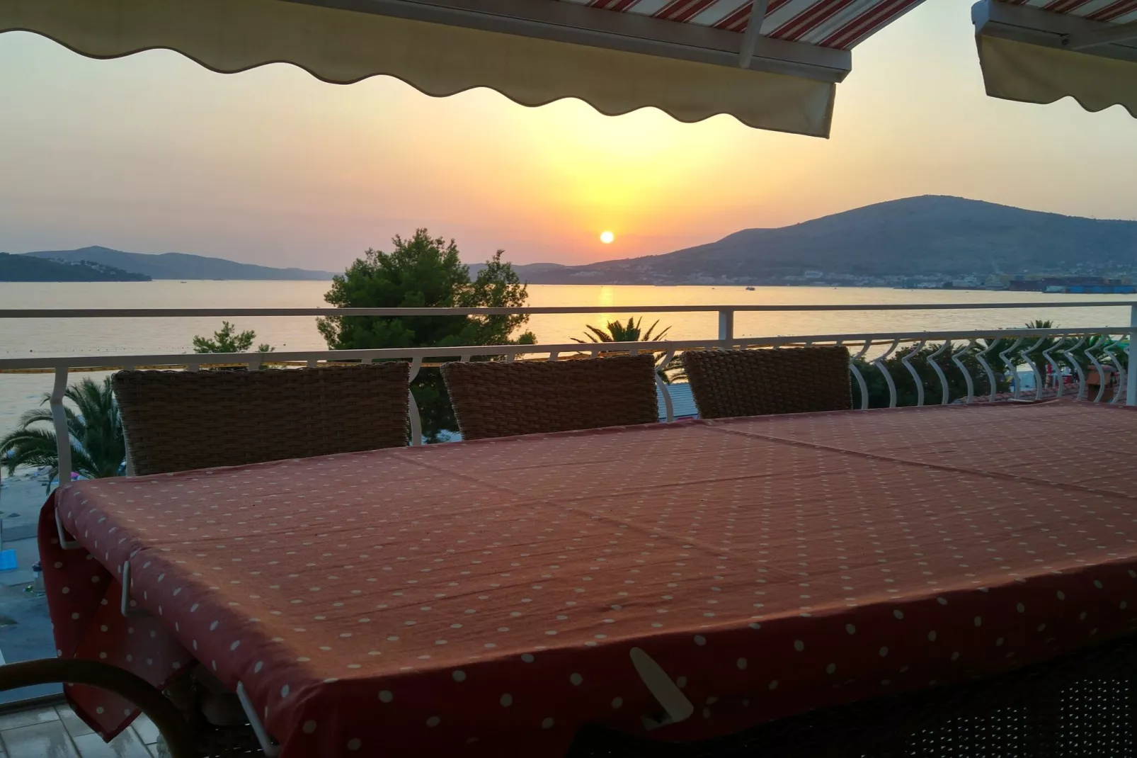 Apartments Jaman Dalmatica Čiovo - Three Bedroom Apartment with Sea View and Terrace