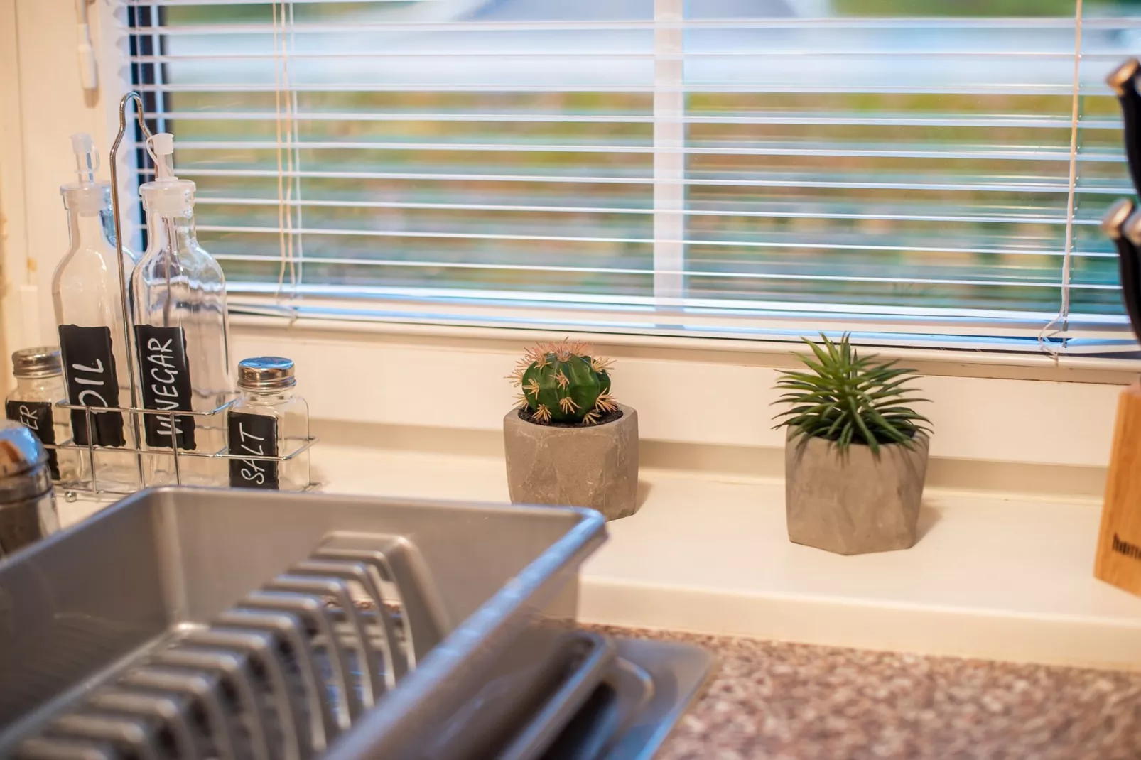 Rustic and Radiant Retreat Apartments with Terrace - Classic One Bedroom Apartment with Terrace (owner app 12)-Keuken