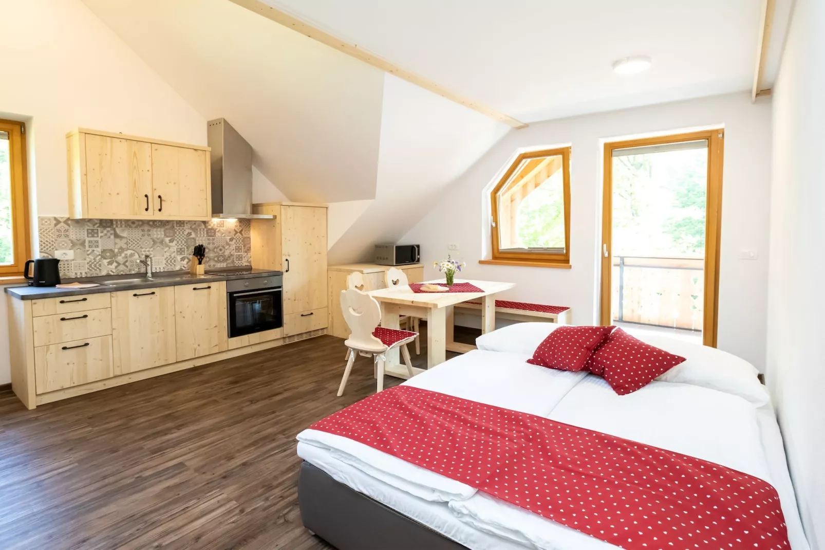 The Woodland Nook Apartments Bohinj - Standard Two Bedroom Apartment with Balcony (owner D)-Slaapkamer