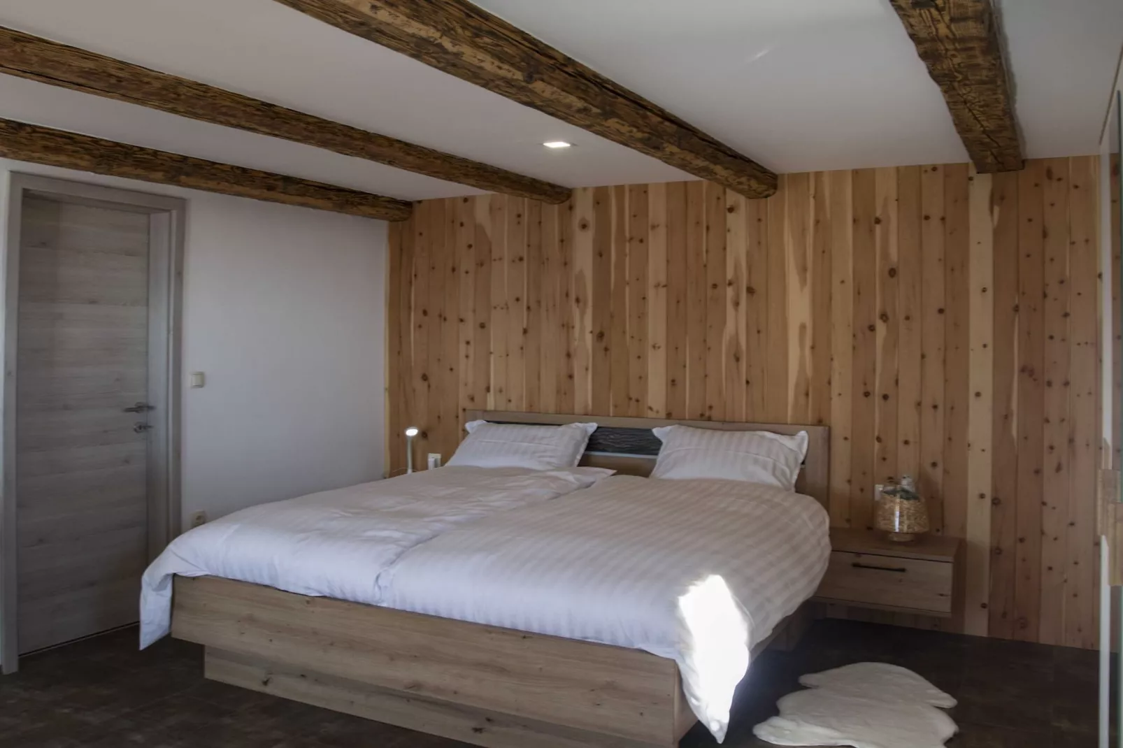 Mountain Vibrant and Timeless Apartment with Sauna - Studio Apartment with Terrace-Slaapkamer