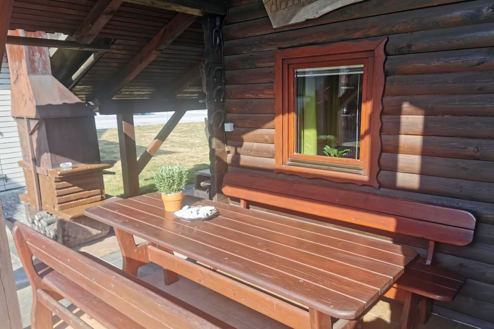 Mountain Vista Cottage with Private Sauna - One Bedroom Cottage-Buitenlucht
