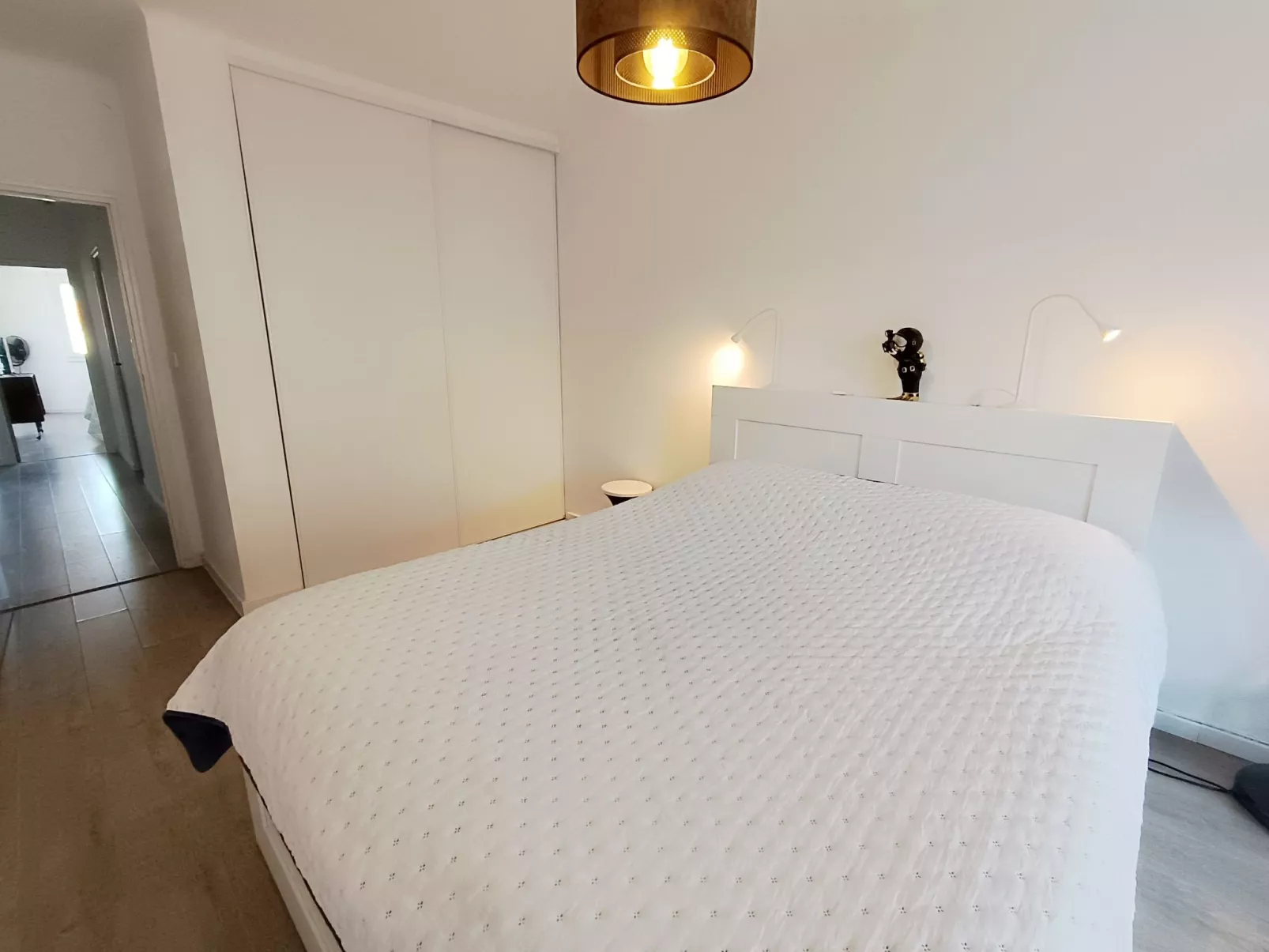 Le Victor Hugo-Binnen