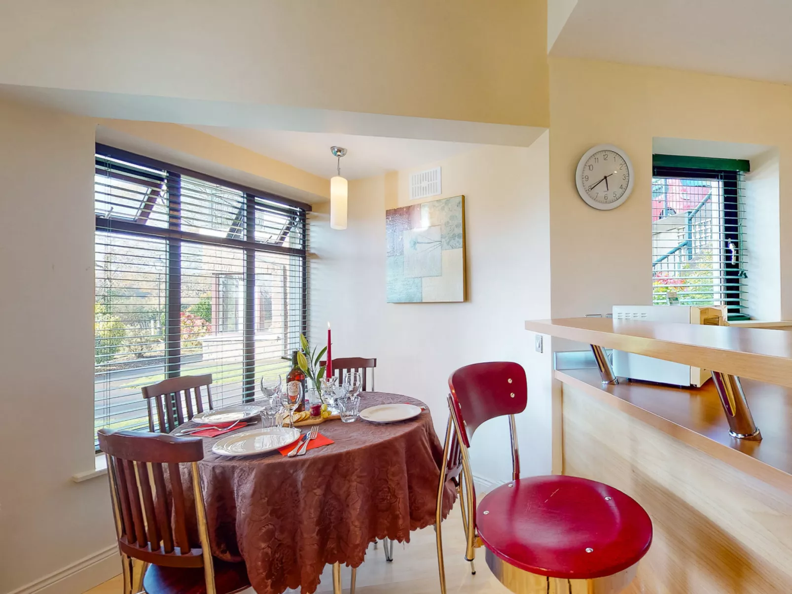 Grove Lodge No 5 (2 Bed)-Binnen