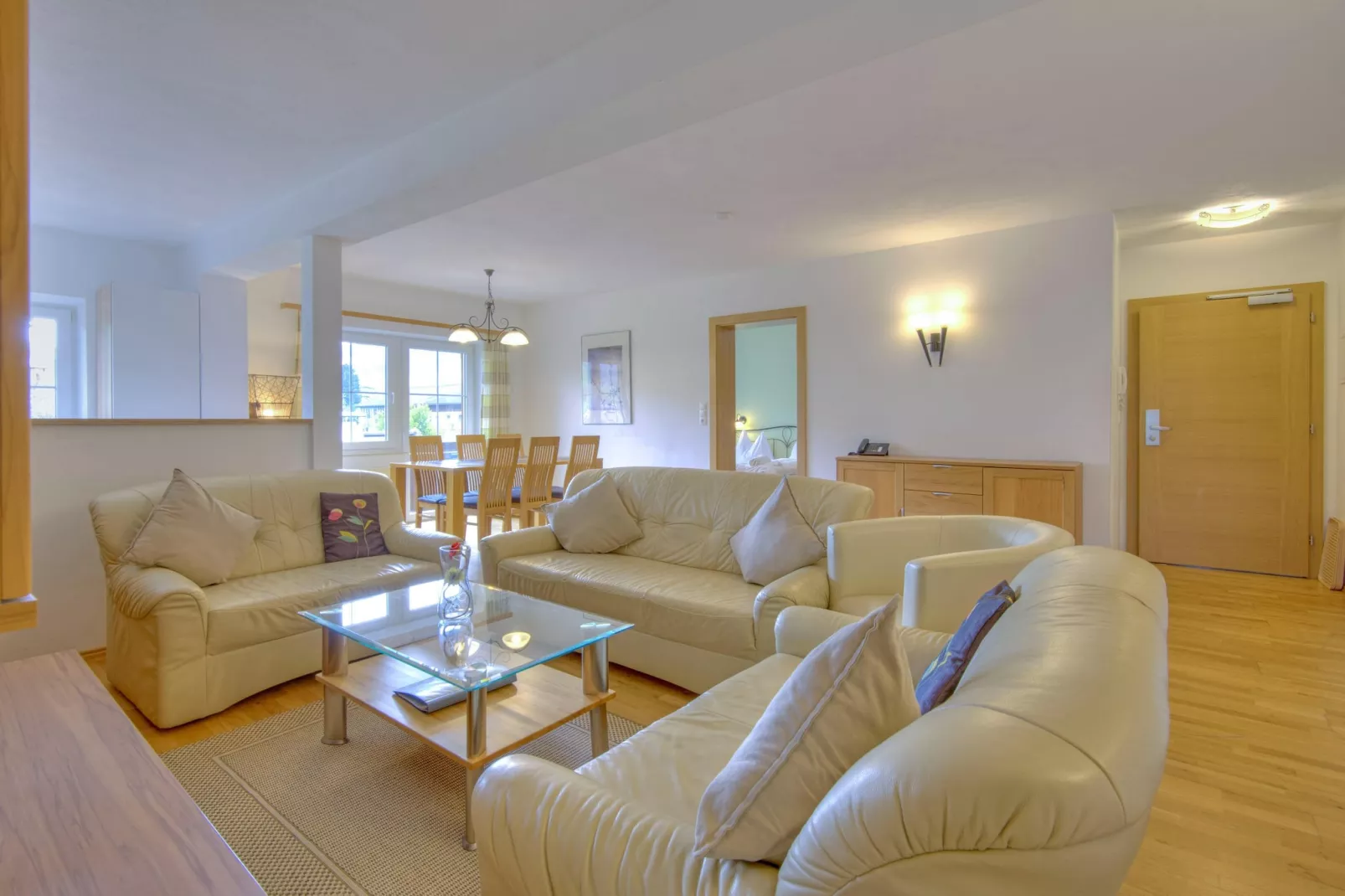 Vicky Apartment Top 5-Woonkamer