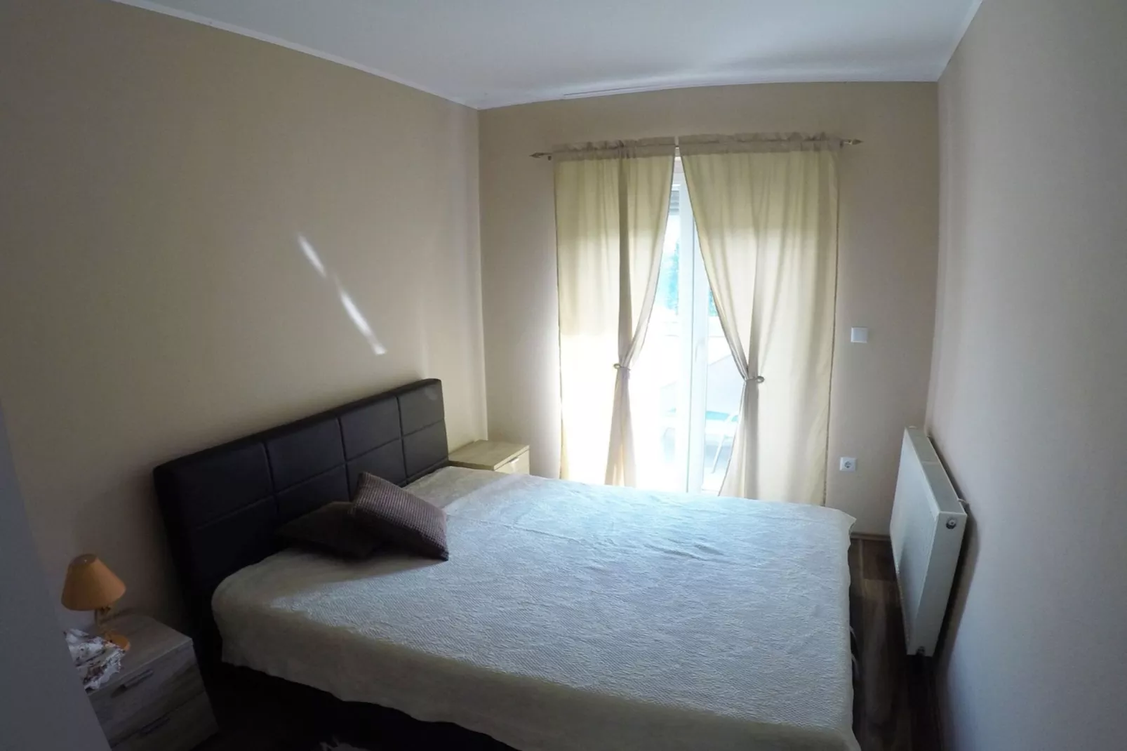 Apartments A&D - One Bedroom Apartment with Terrace and River View (Ana)-Slaapkamer