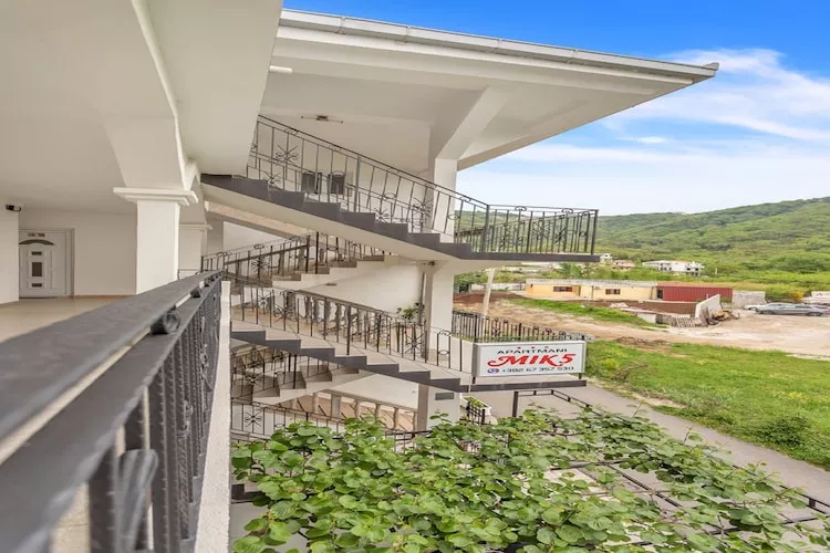 Perfect Budva Stay Near the Sea & Aqua Park -  Duplex Studio 1\/3 1-Buitenlucht