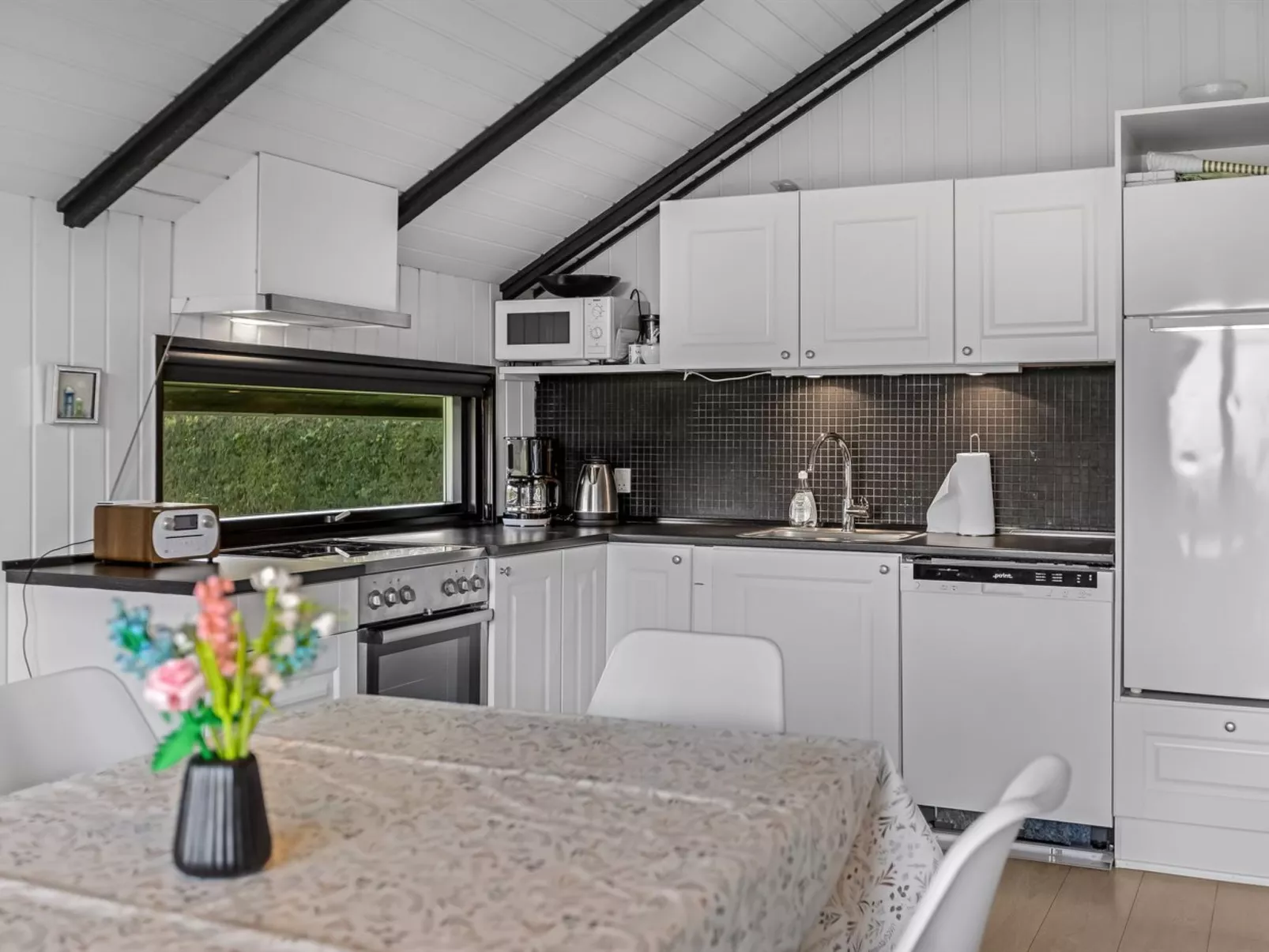 "Filipa" - 200m from the sea-Binnen