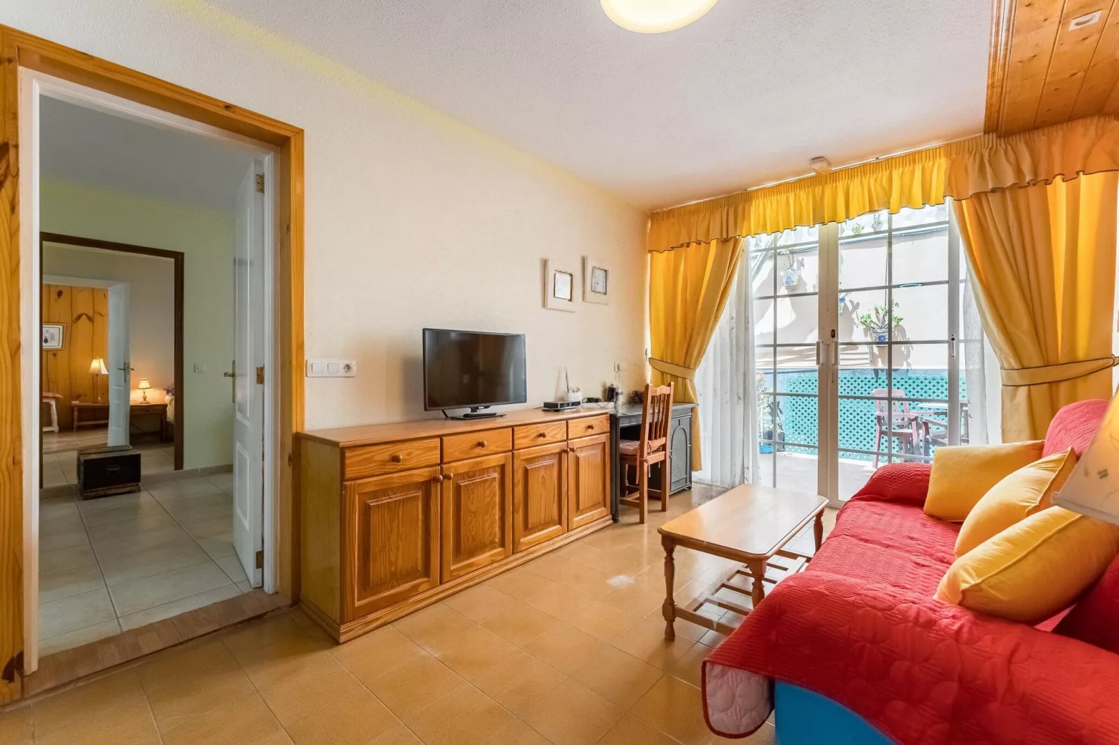 Delfin 101A Jardin Privado-Woonkamer