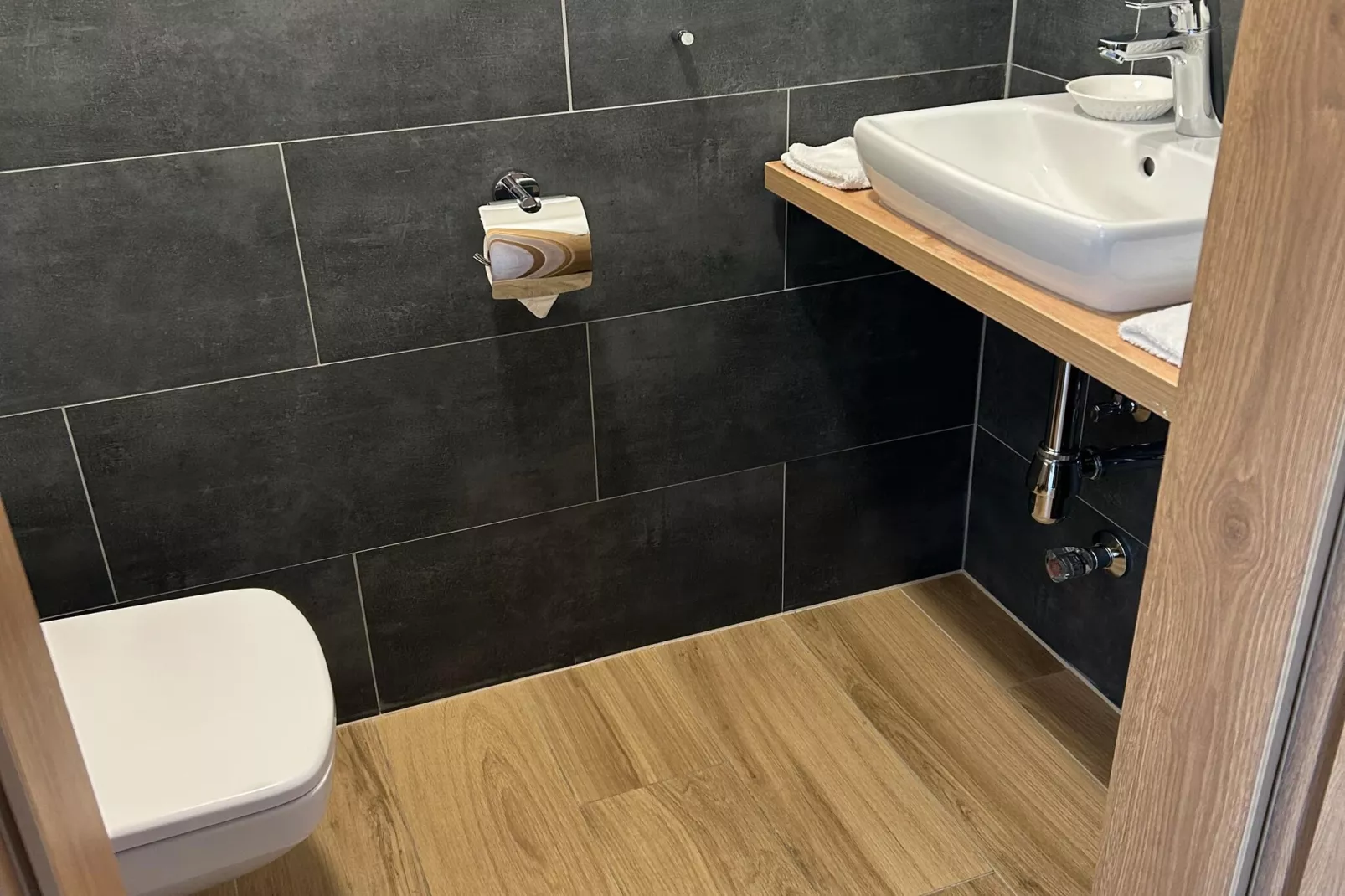 Mountapart- Steinbergkogel Top 8-Badkamer