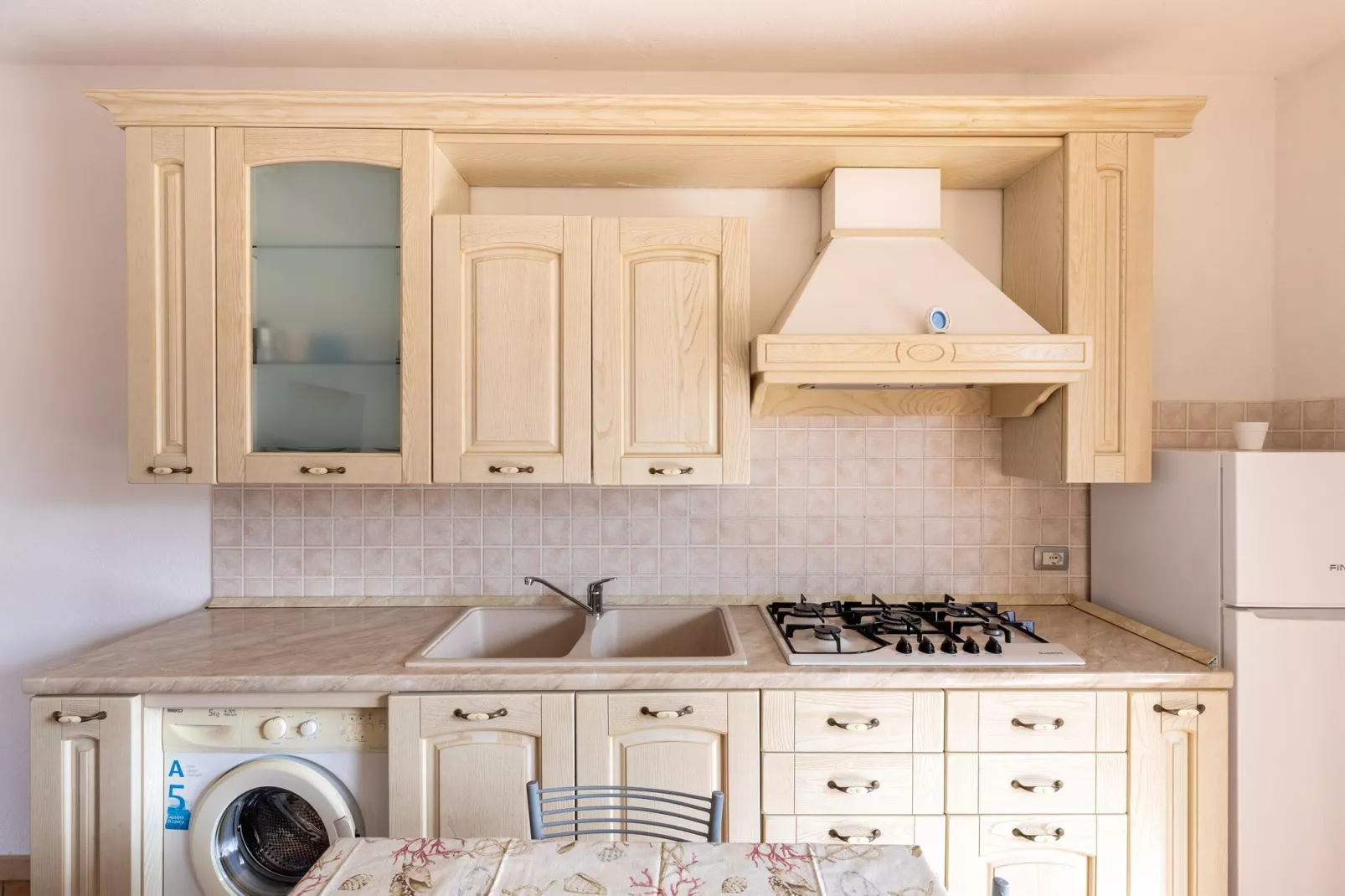 TRILO 1 MAGNOLIA-Keuken