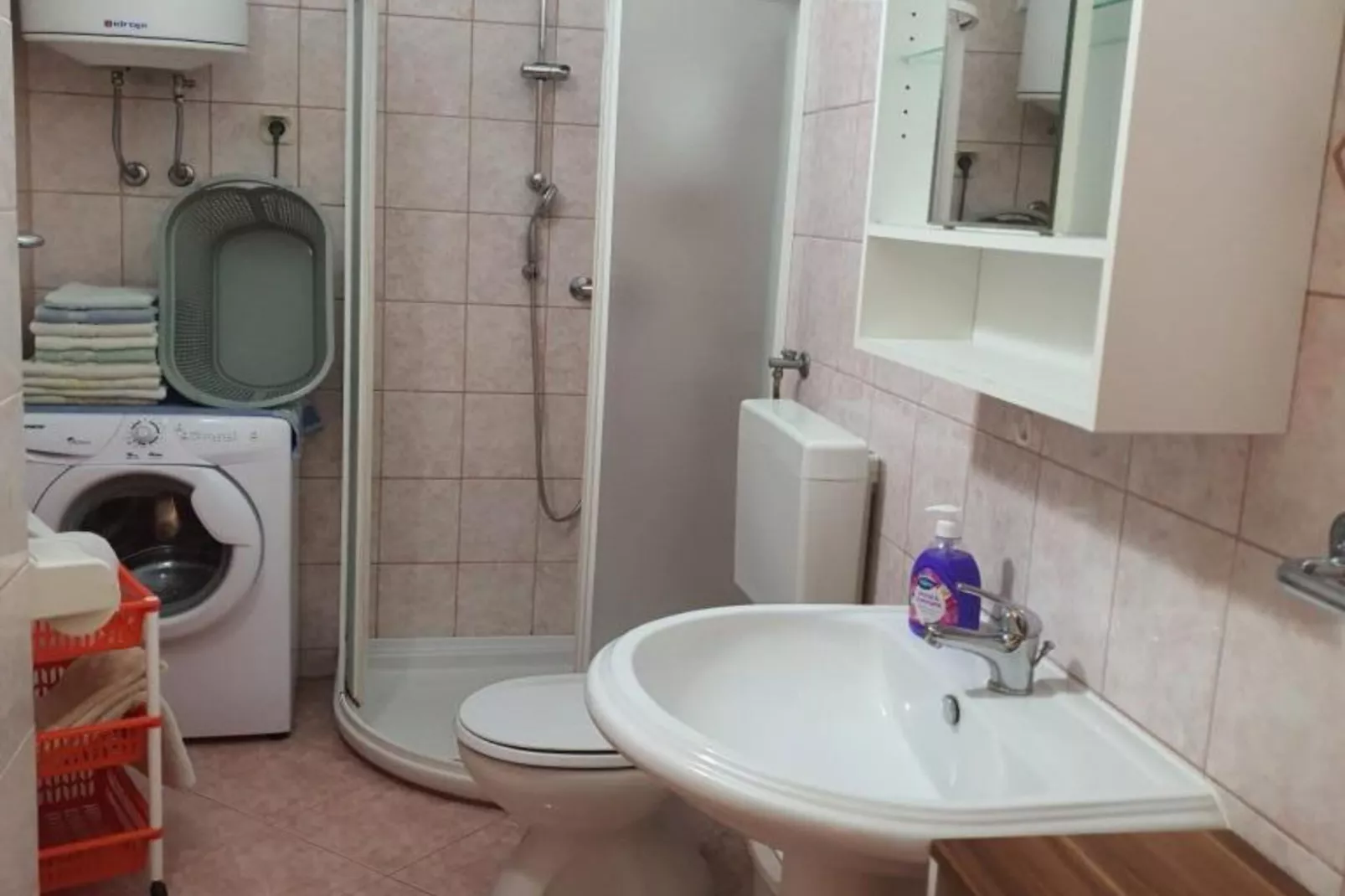 Apartments Nada - Two Bedroom Apartment (A2)-Badkamer