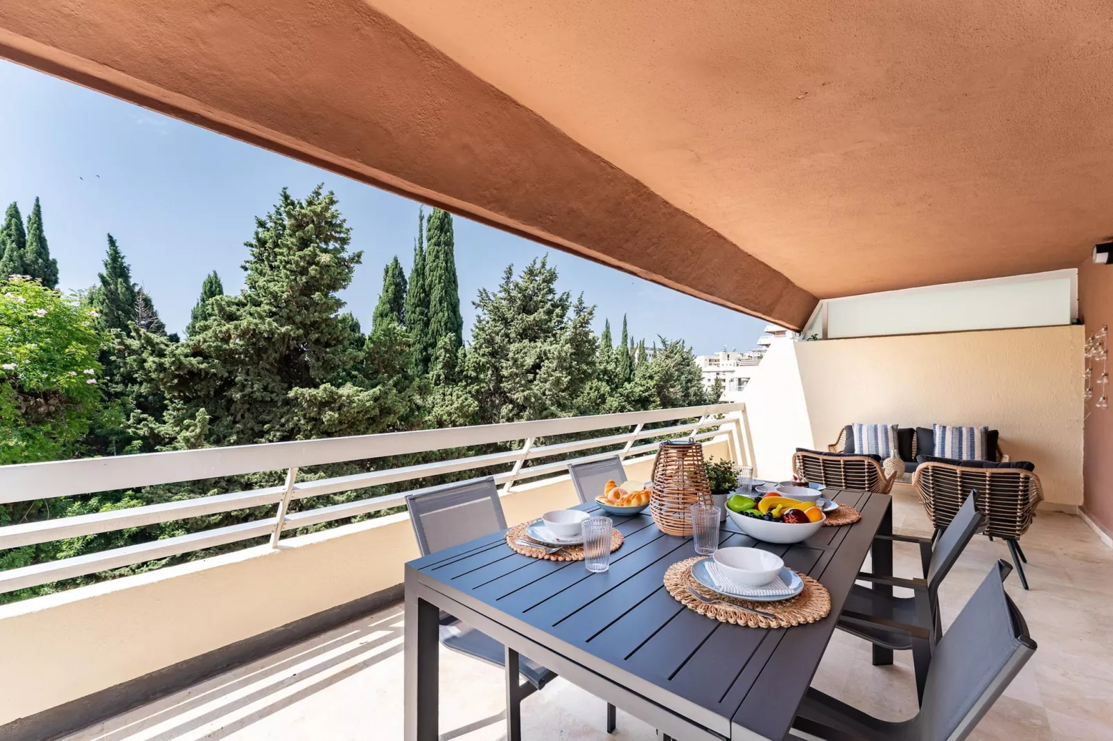 CT 393 - Faro's Soulrise Rooftop - Marbella Beach-Terrasbalkon