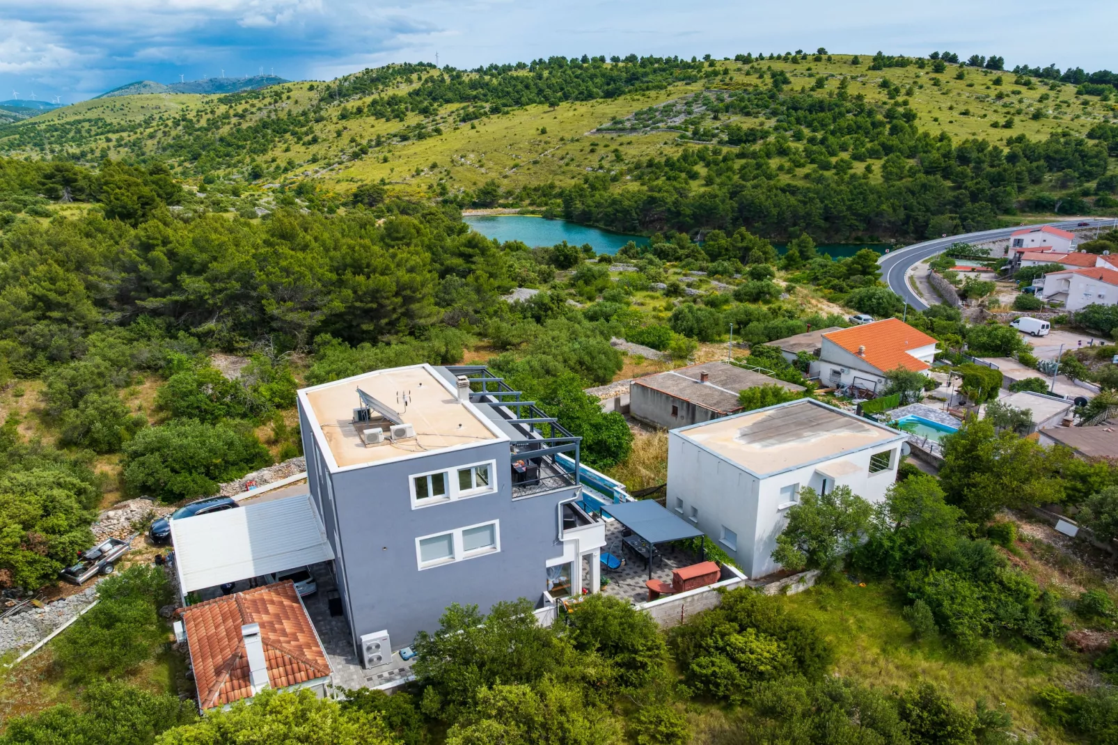 Apartment Nikita with private pool-Buitenkant zomer