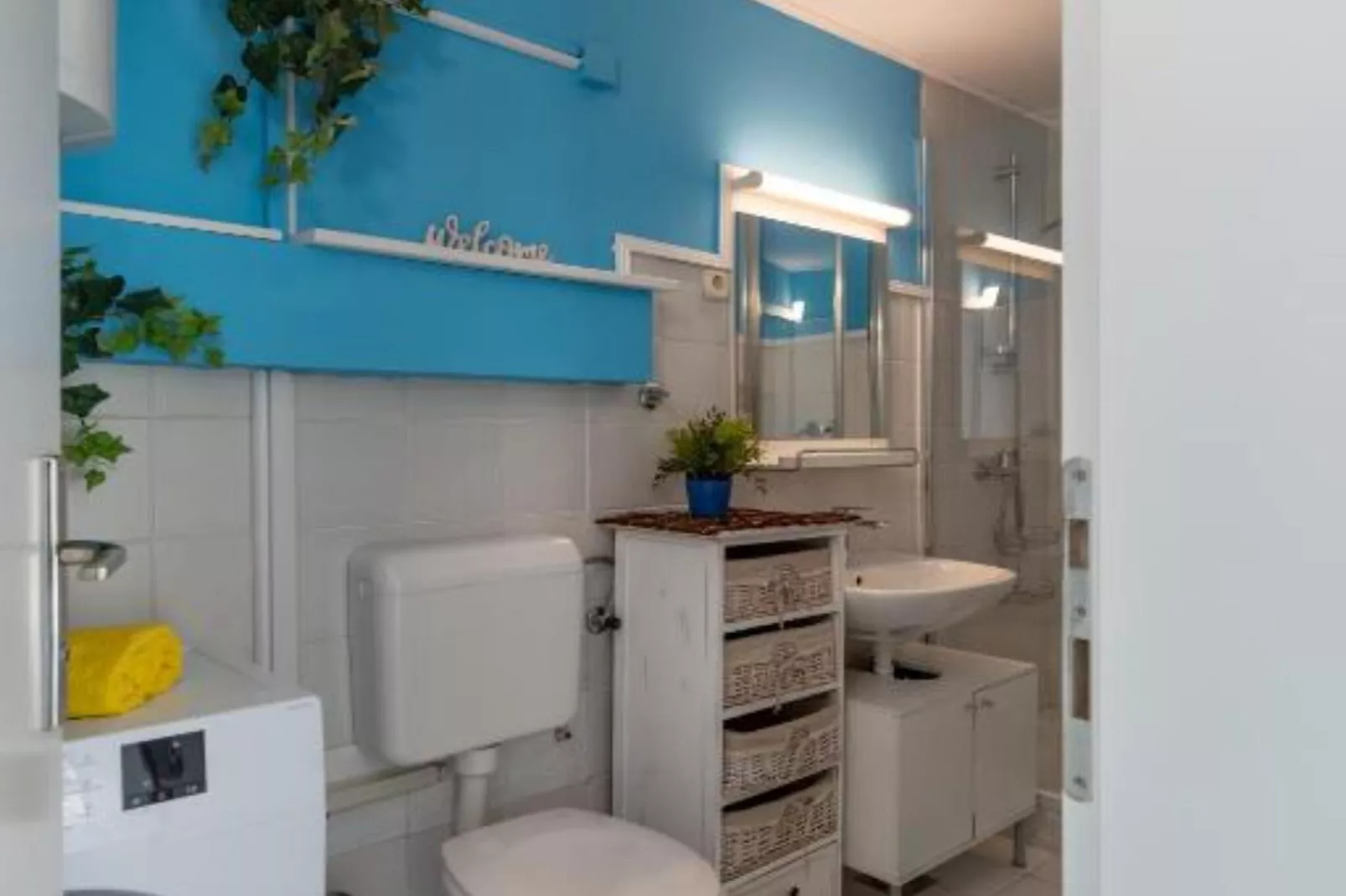 Apartment Green Garden View - One Bedroom Apartment With Terrace-Badkamer