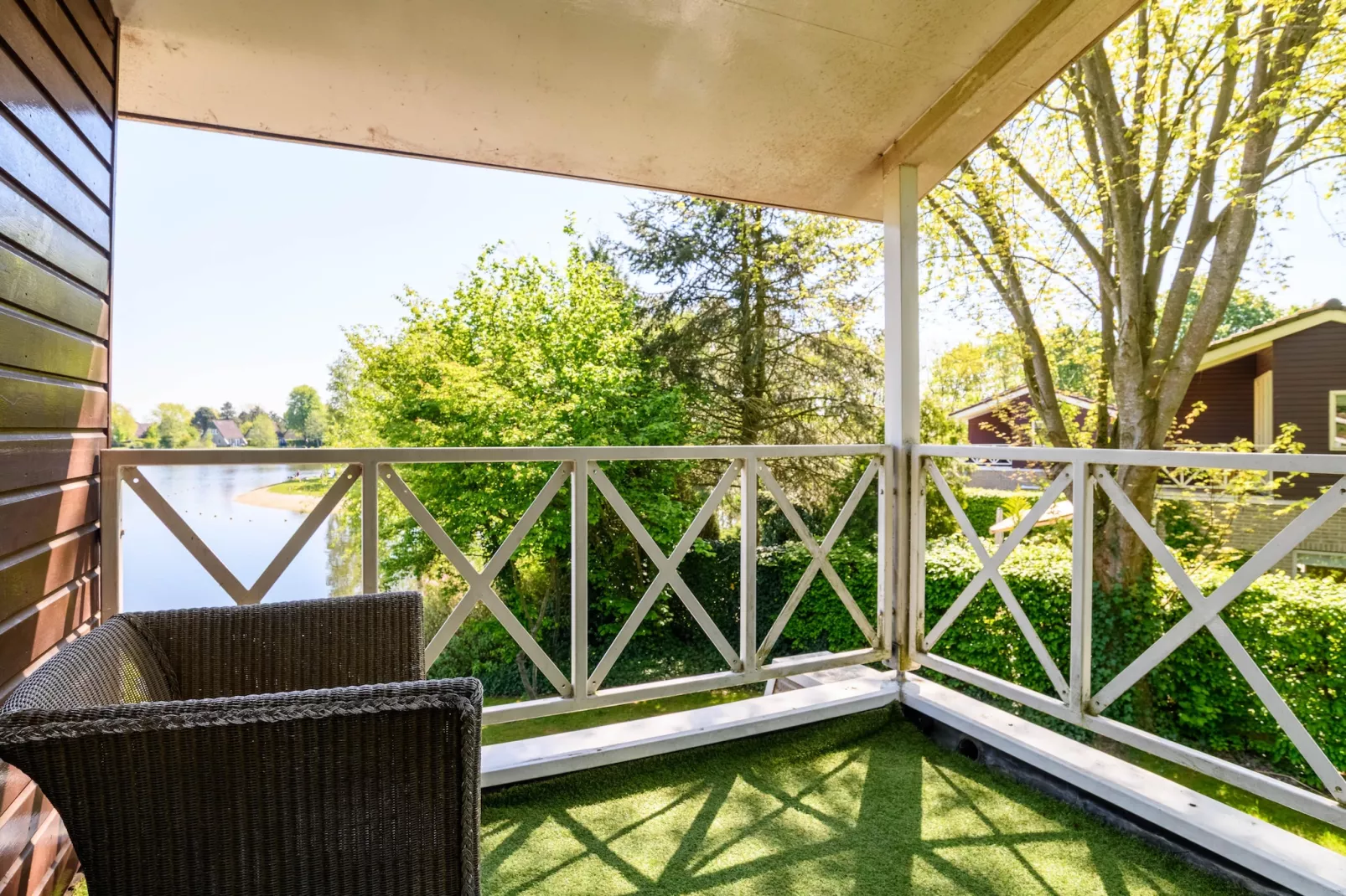 Vakantiepark Emslandermeer 21-Terrasbalkon