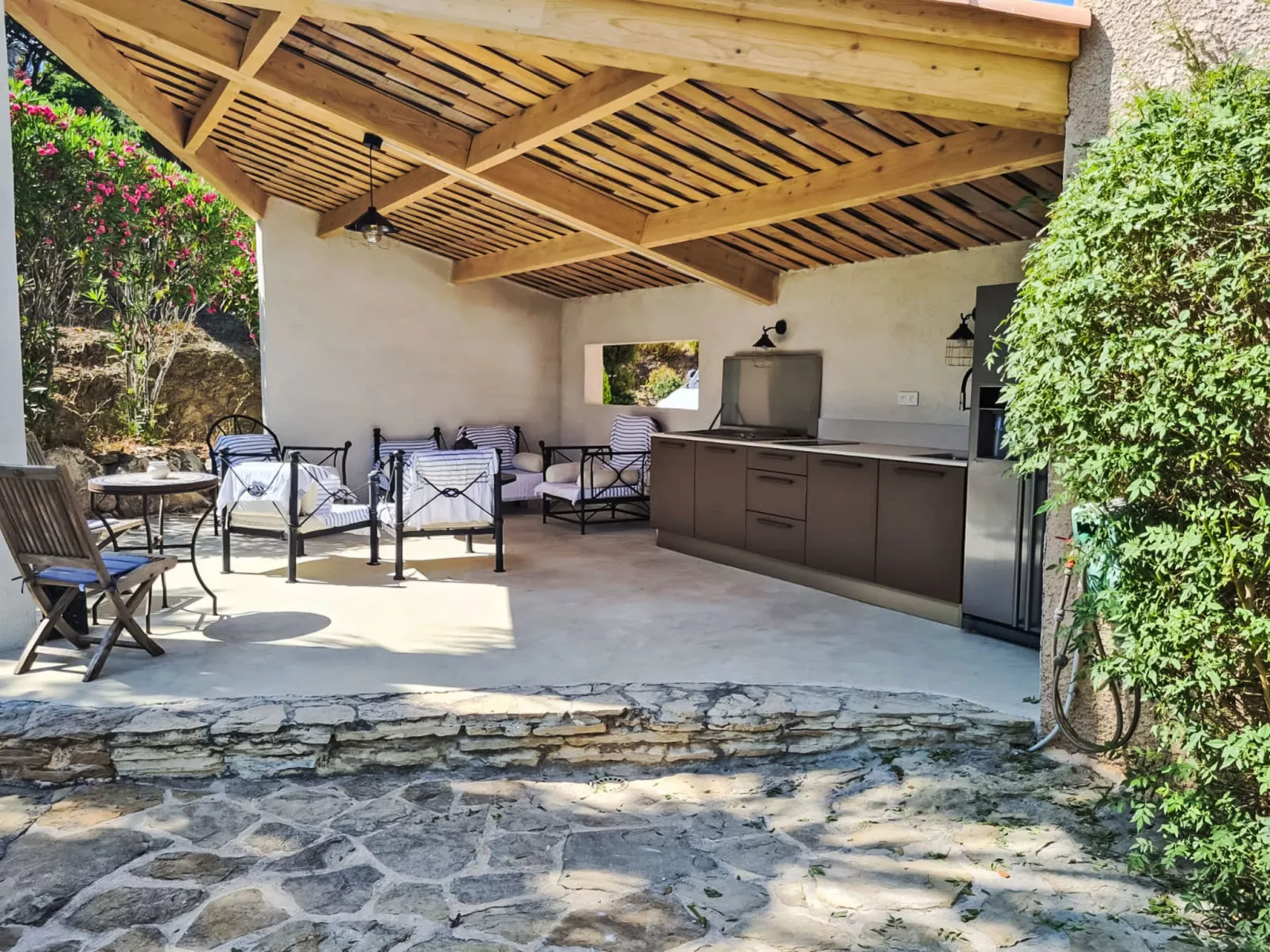 Villa Resedas-Buiten