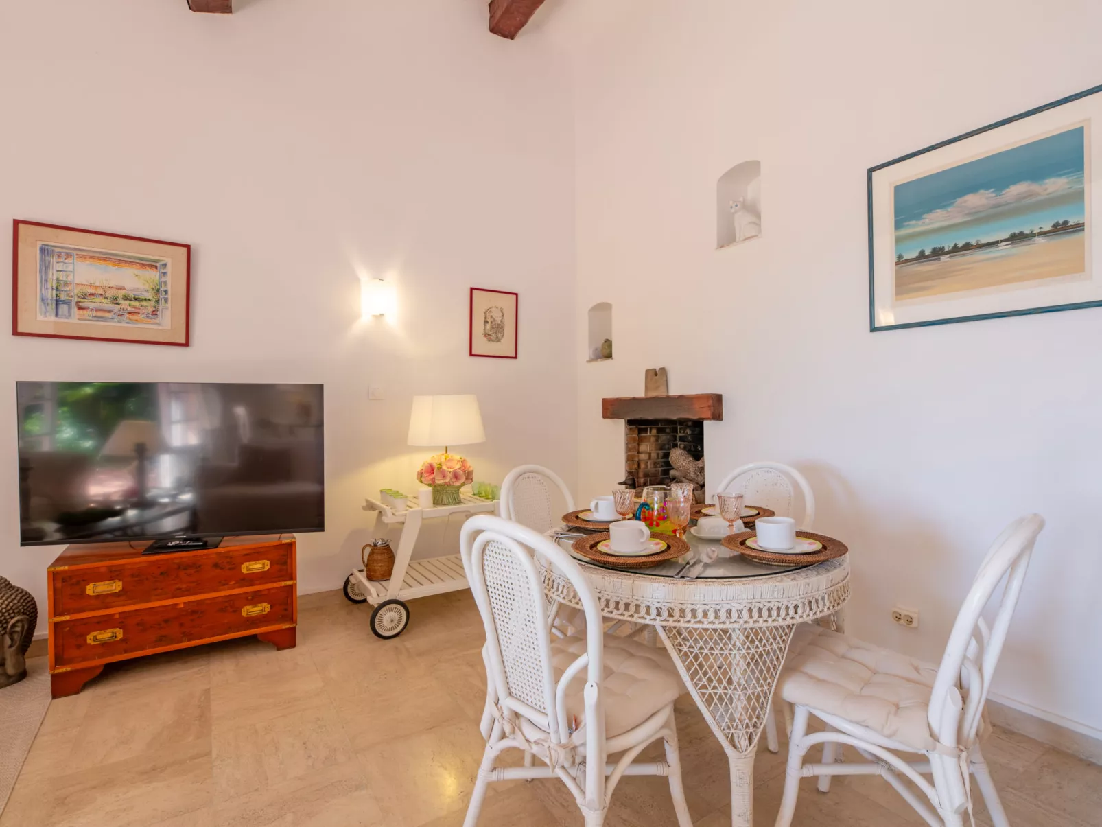 El Cantarello-Binnen