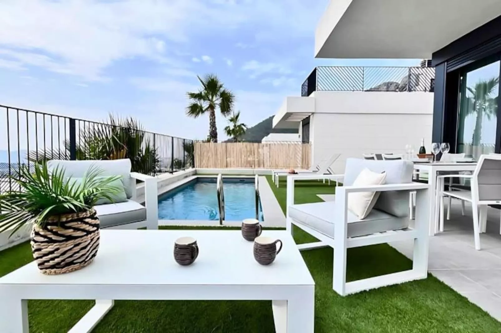 Villa Avec Piscine Priv&eacute;e Et Vues Magnifiques-Niet-getagd