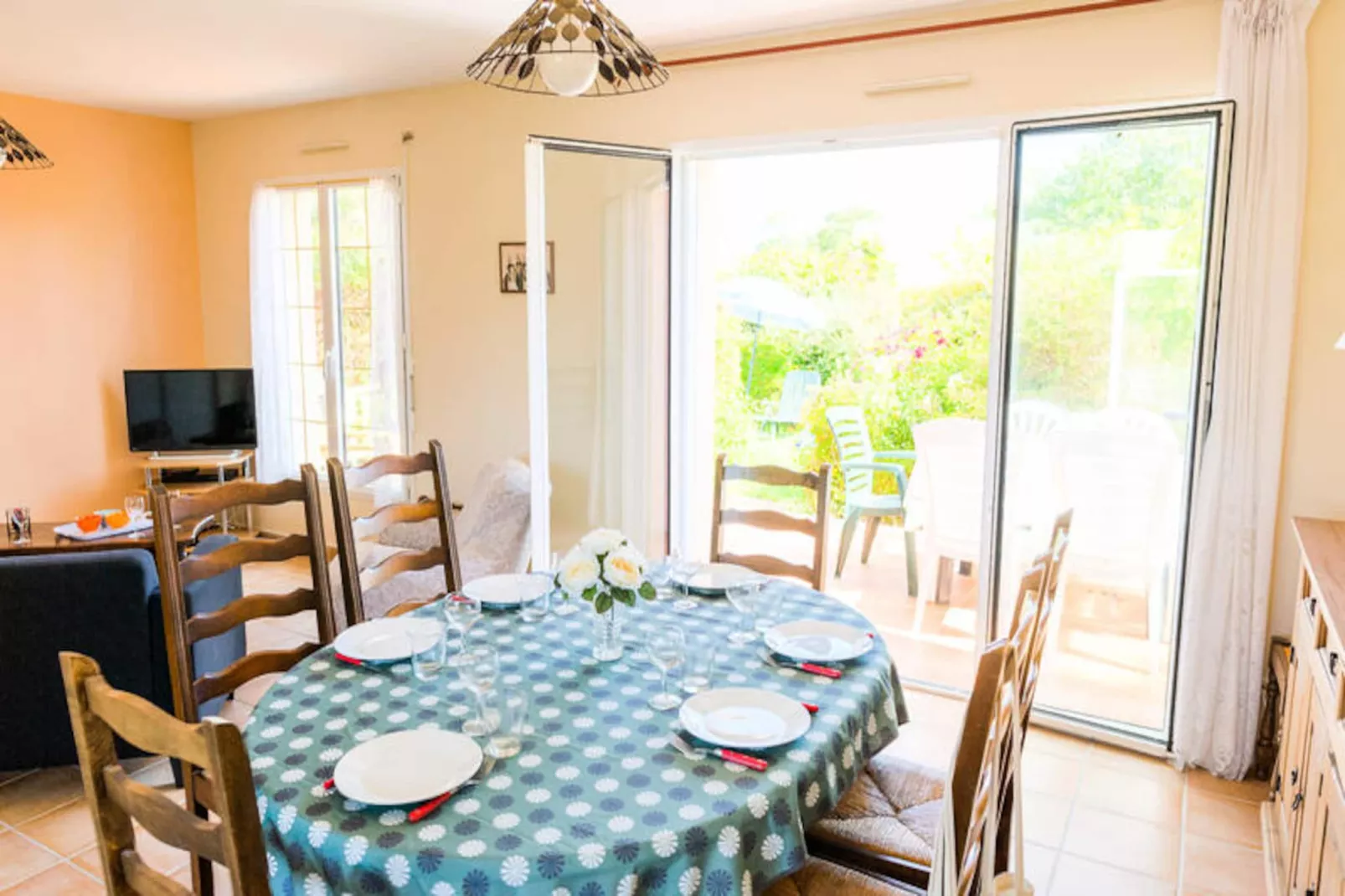 Maison à Plomeur-Niet-getagd