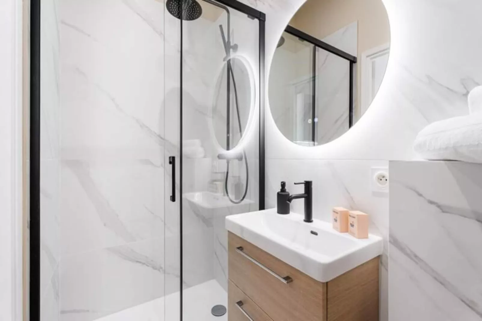 Studio Bella --Niet-getagd