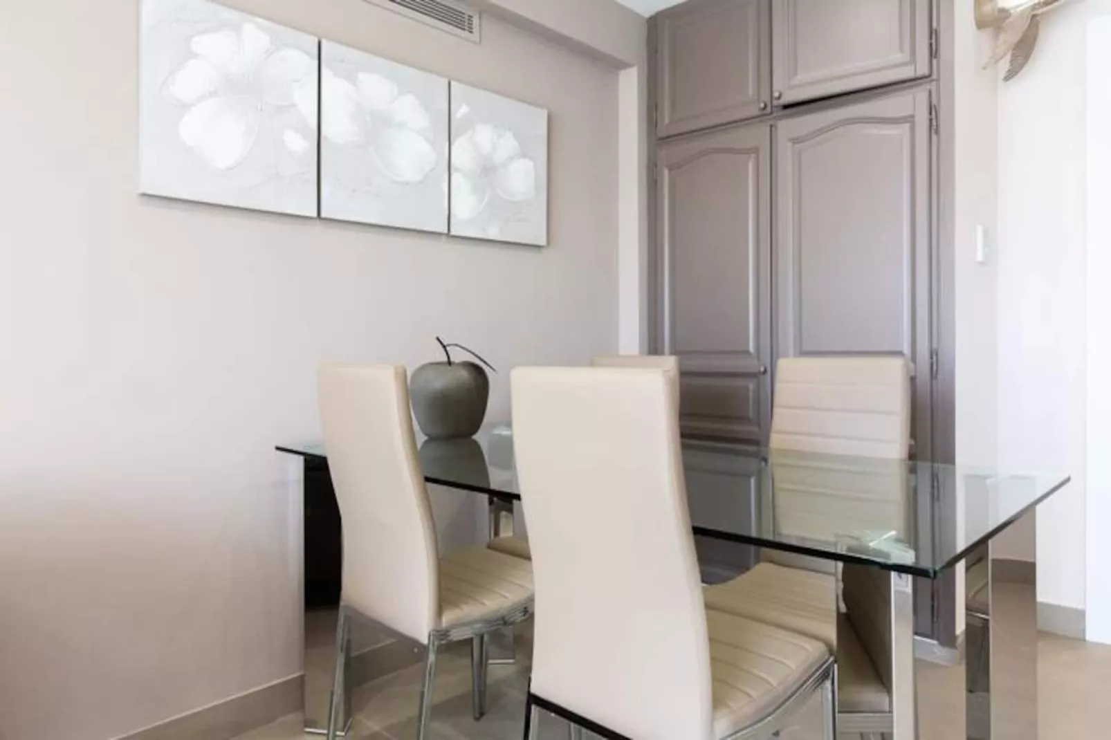 Résidence 3p Traversant &agrave; 2 Min Des Plages, Parking Priv&eacute;-Niet-getagd