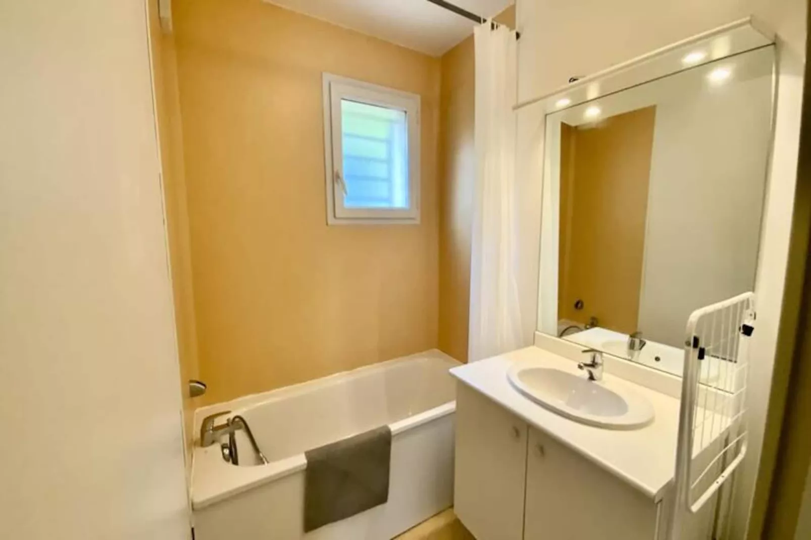 Résidence Les Na&iuml;ades H42 - 2 Chambres Pour 6 Personnes !-Niet-getagd