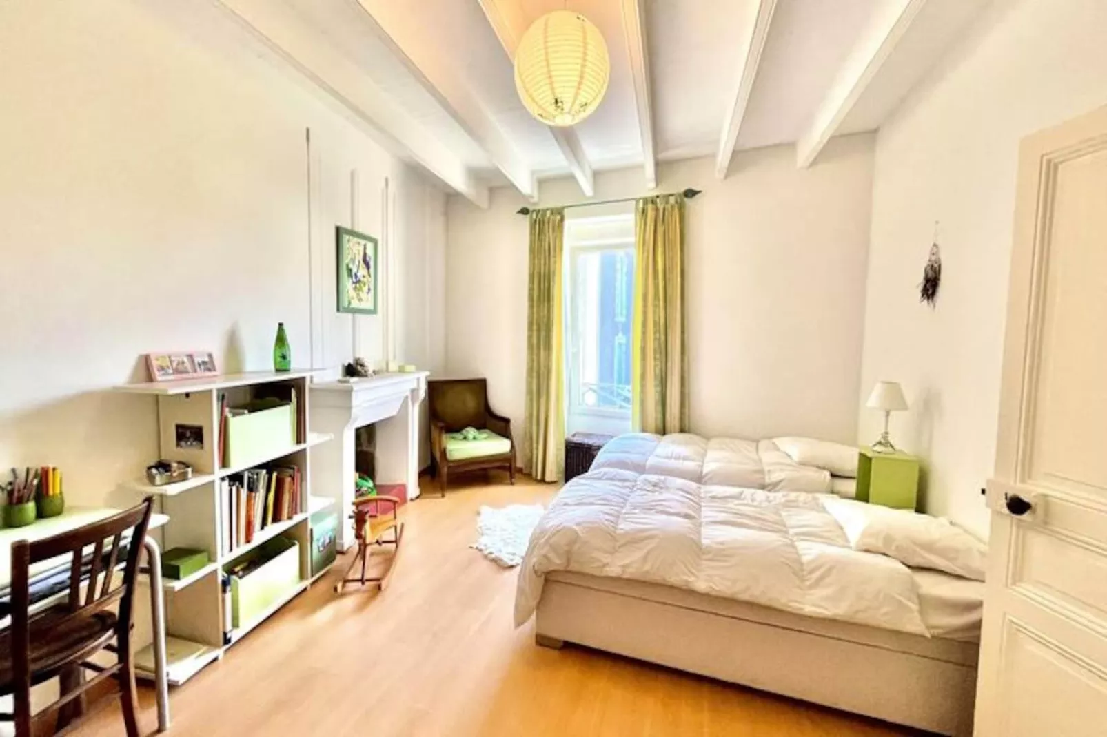 Résidence Rue De La Fontaine-Niet-getagd