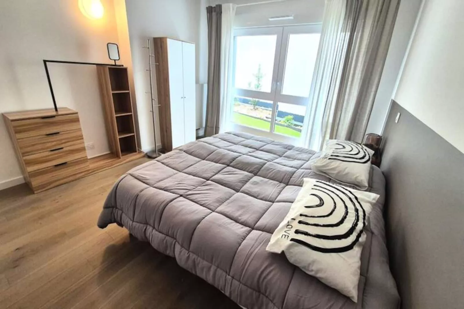 Résidence Paris-Niet-getagd