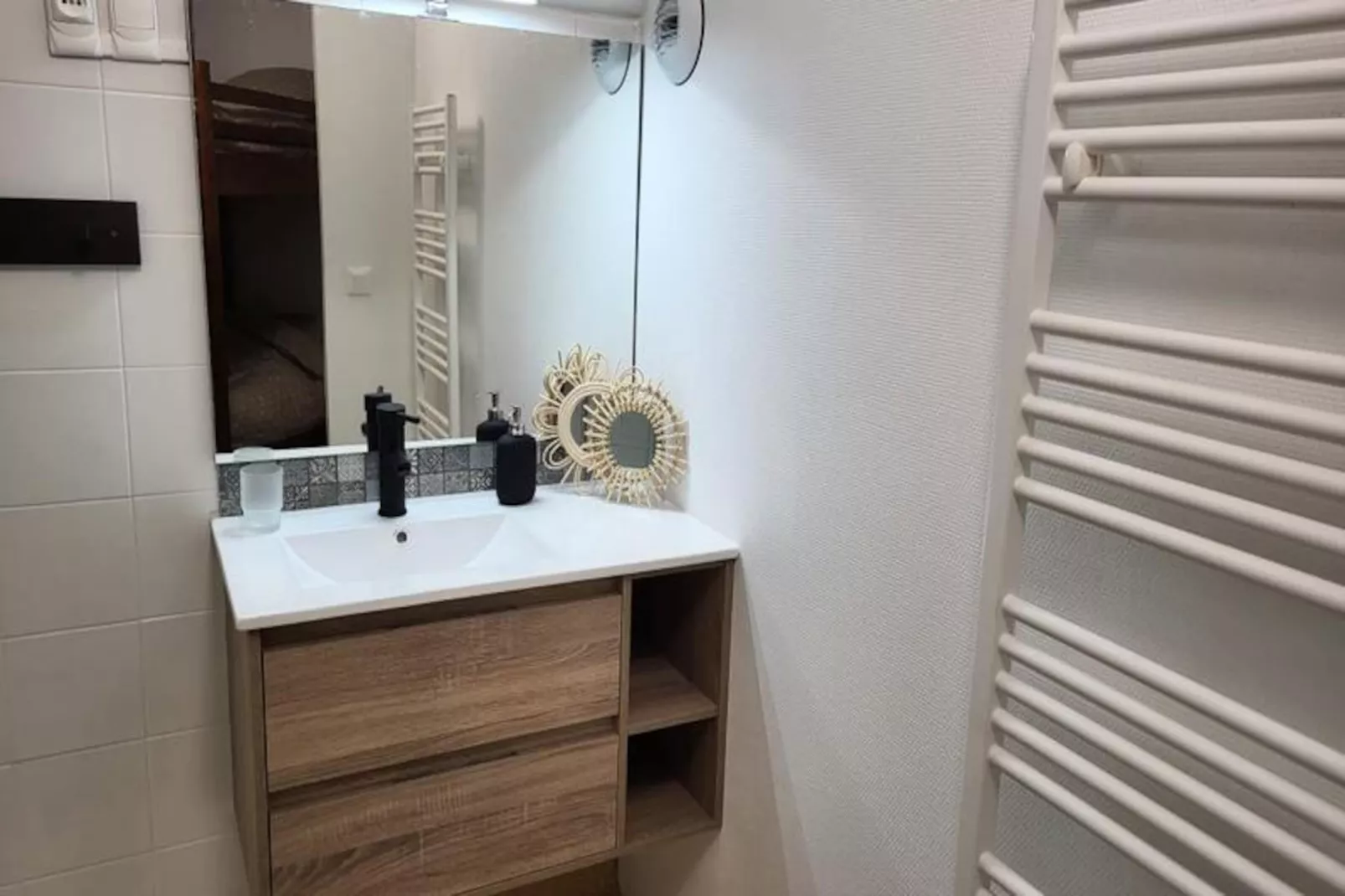 Appartement Spacieux Au Petit Bois, La Féclaz-Niet-getagd