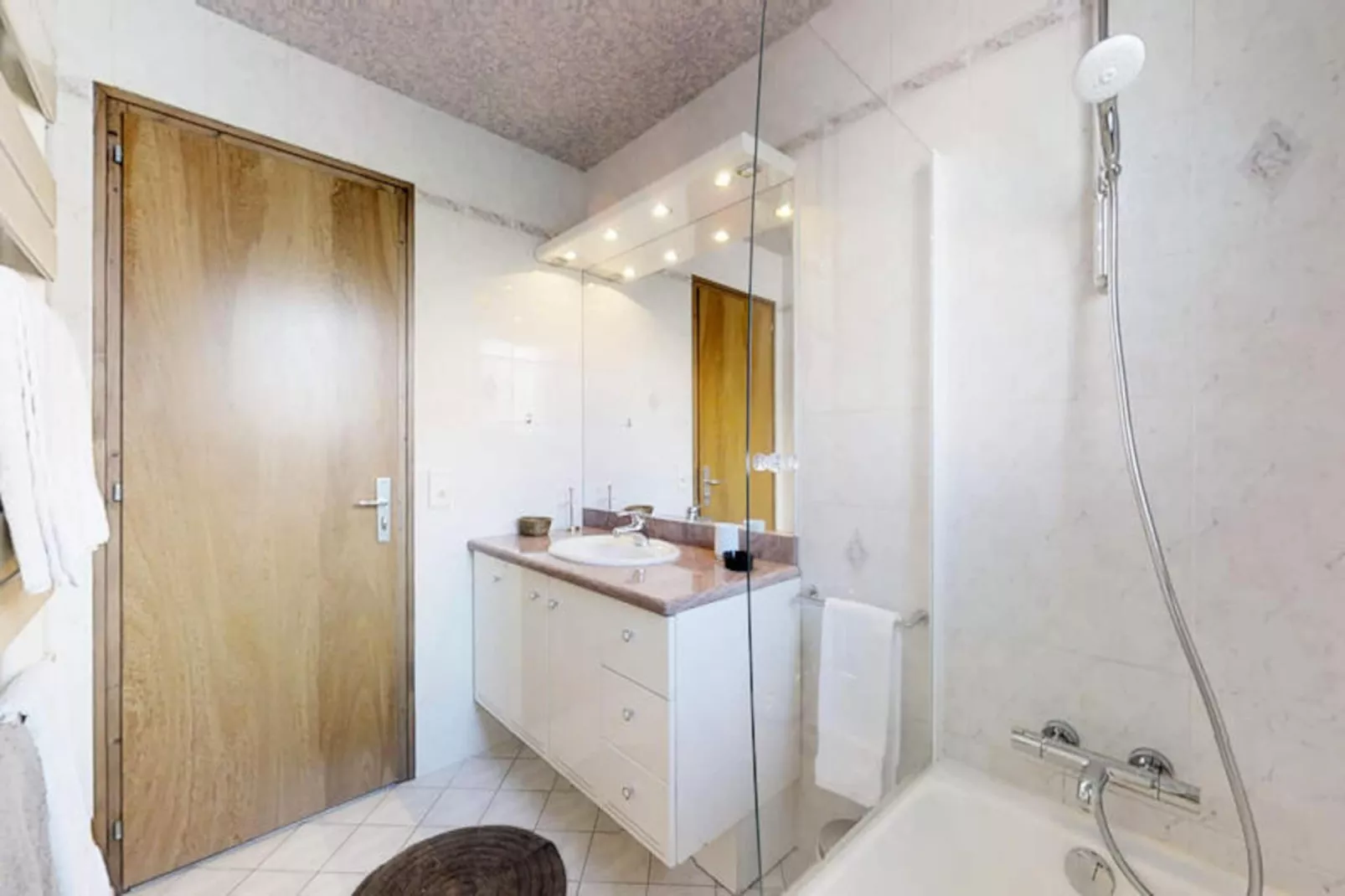 Résidence Chatillon N° 2-Niet-getagd