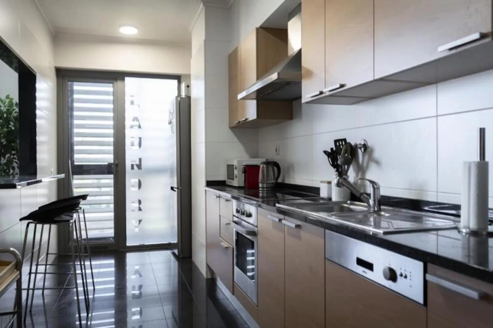 Résidence Casa Da Ba&iacute;a &ndash; T3 Avec Balcon Et Vue Sur La Baie-Niet-getagd