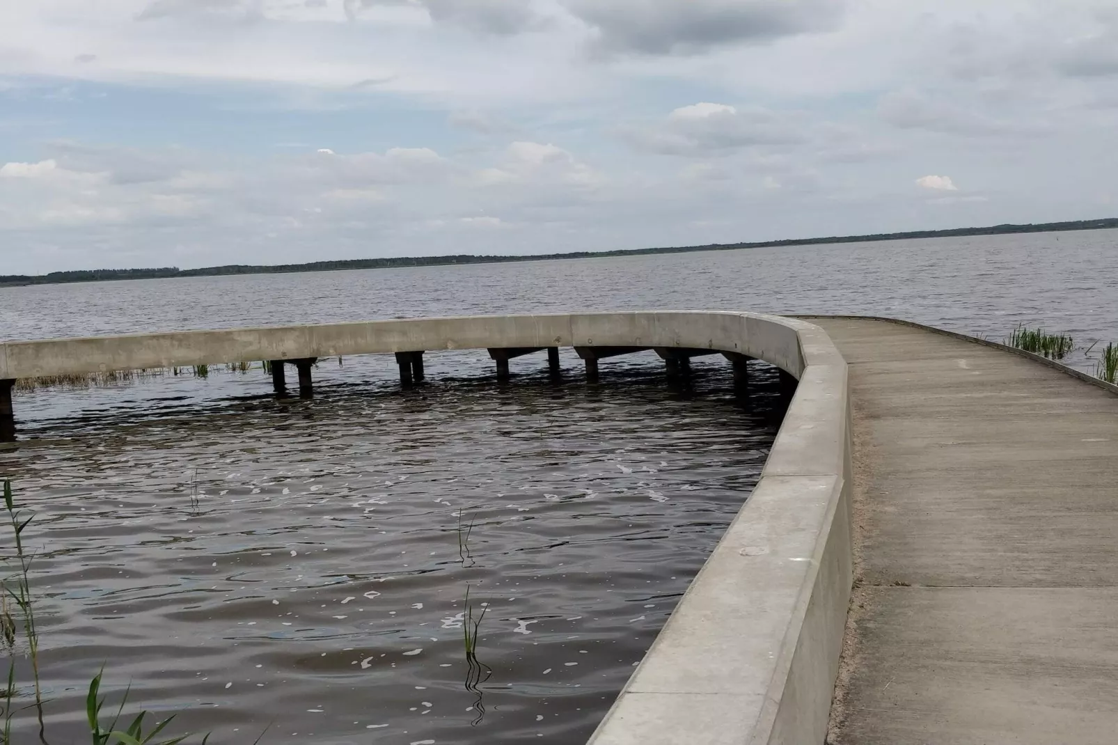 Luxe retraite met zwembad -- By Traum Ferienwohnungen-Waterzicht