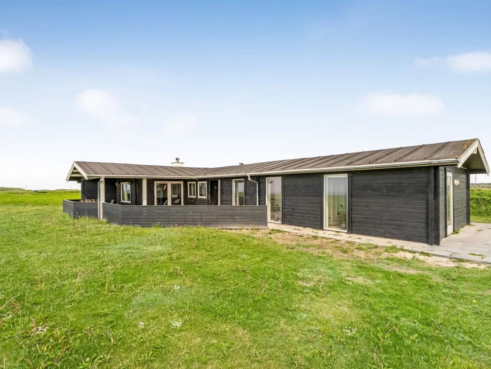 "Sinnika" - 75m from the sea-Buiten